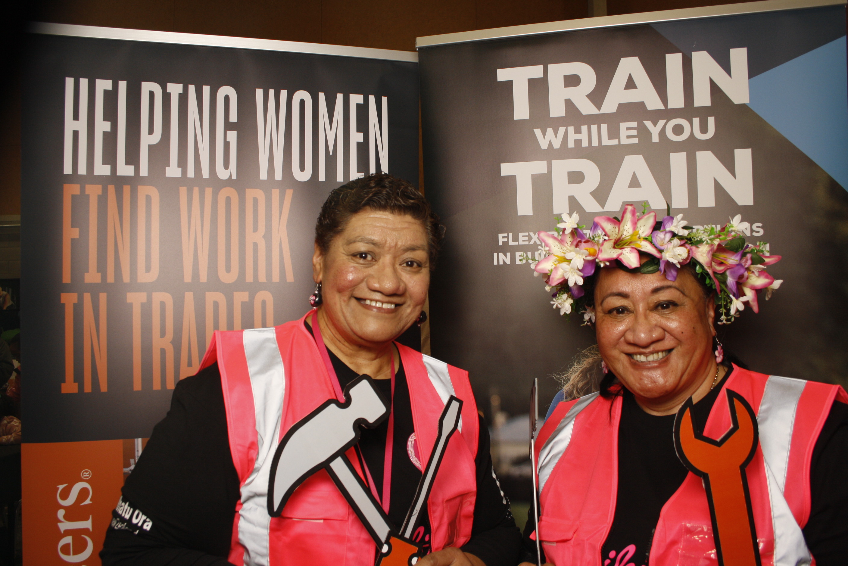 LA FALE - Jobs & Skills Expo 2022 | View more photos from the event at wgtngallery.classicphotobooths.co.nz/u/wgtncpbgallery/LA-FALE-Jobs-Skills-Expo-2022