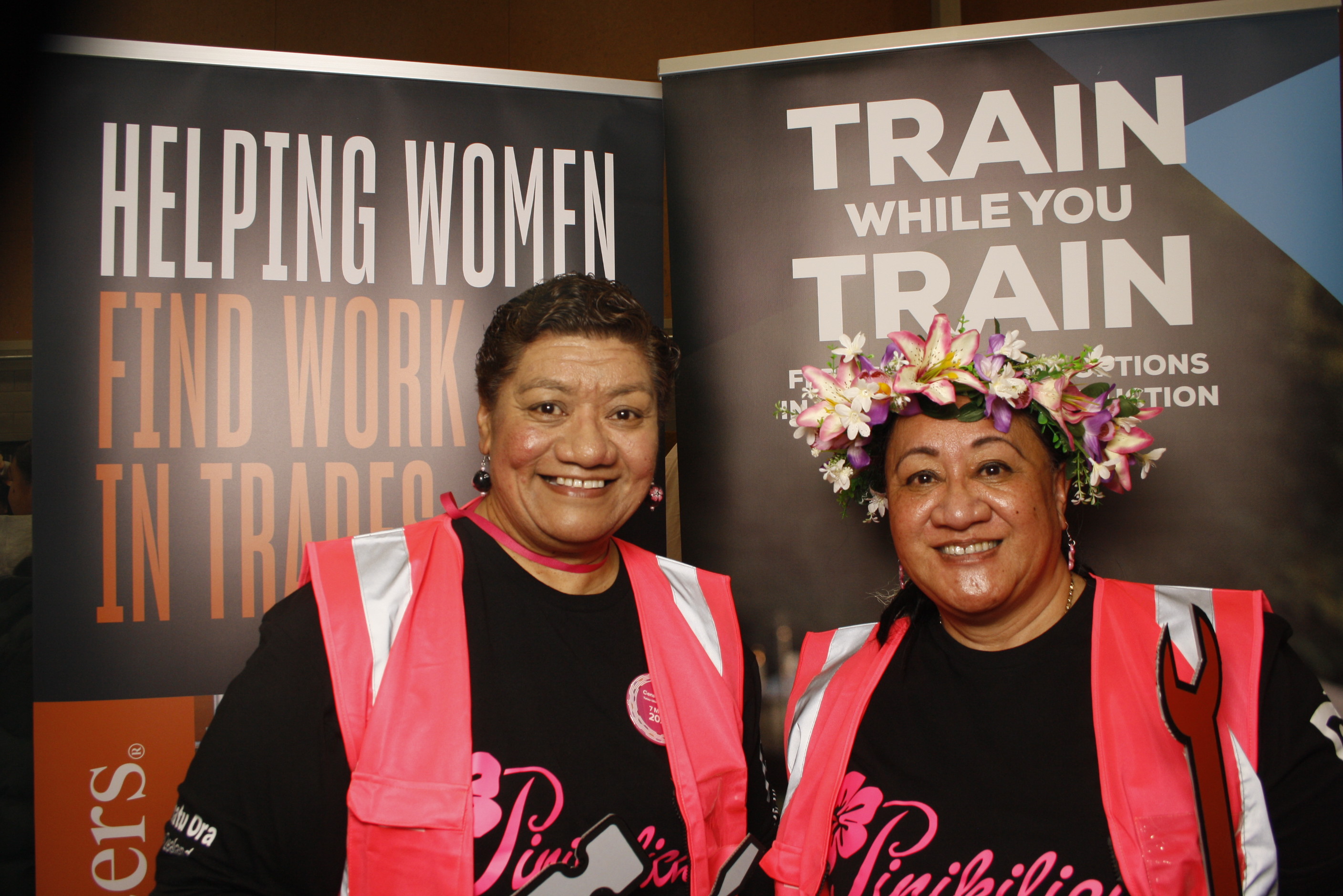 LA FALE - Jobs & Skills Expo 2022 | View more photos from the event at wgtngallery.classicphotobooths.co.nz/u/wgtncpbgallery/LA-FALE-Jobs-Skills-Expo-2022