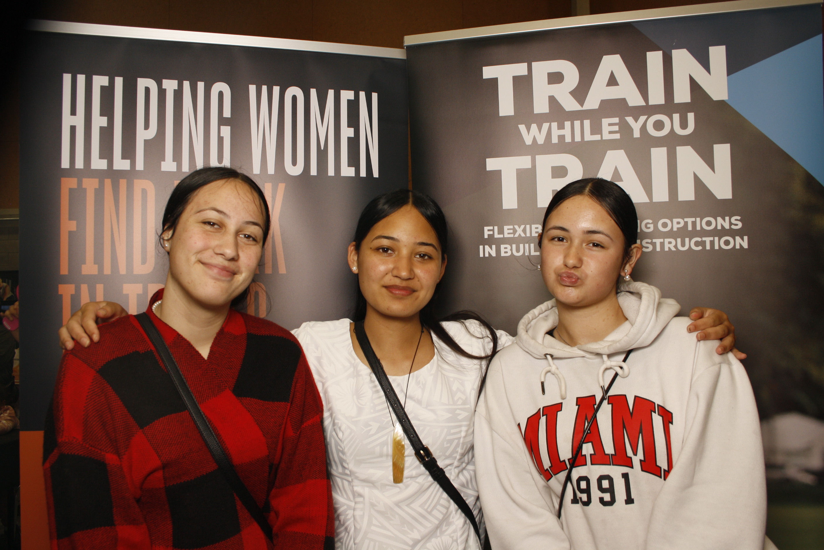 LA FALE - Jobs & Skills Expo 2022 | View more photos from the event at wgtngallery.classicphotobooths.co.nz/u/wgtncpbgallery/LA-FALE-Jobs-Skills-Expo-2022