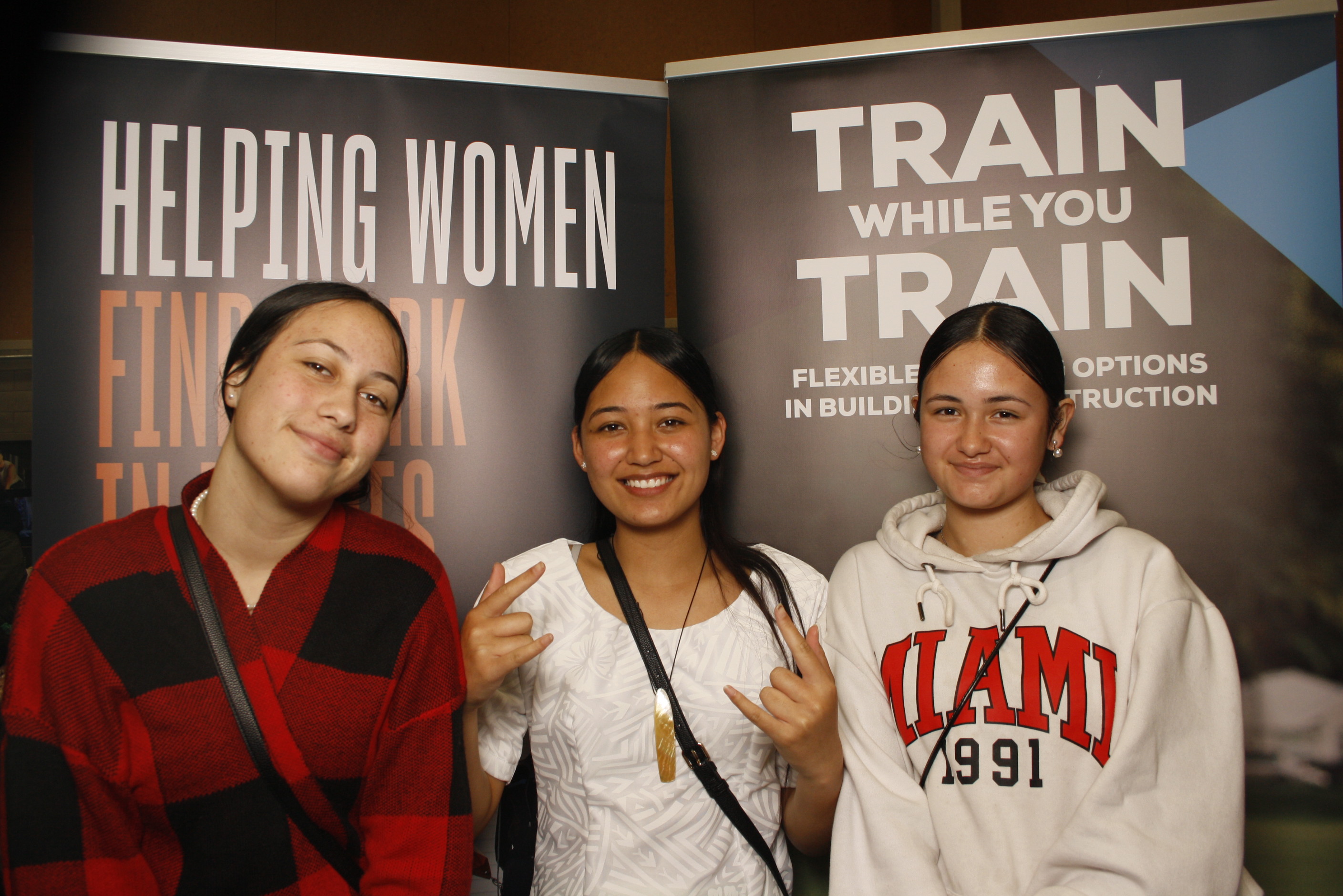 LA FALE - Jobs & Skills Expo 2022 | View more photos from the event at wgtngallery.classicphotobooths.co.nz/u/wgtncpbgallery/LA-FALE-Jobs-Skills-Expo-2022