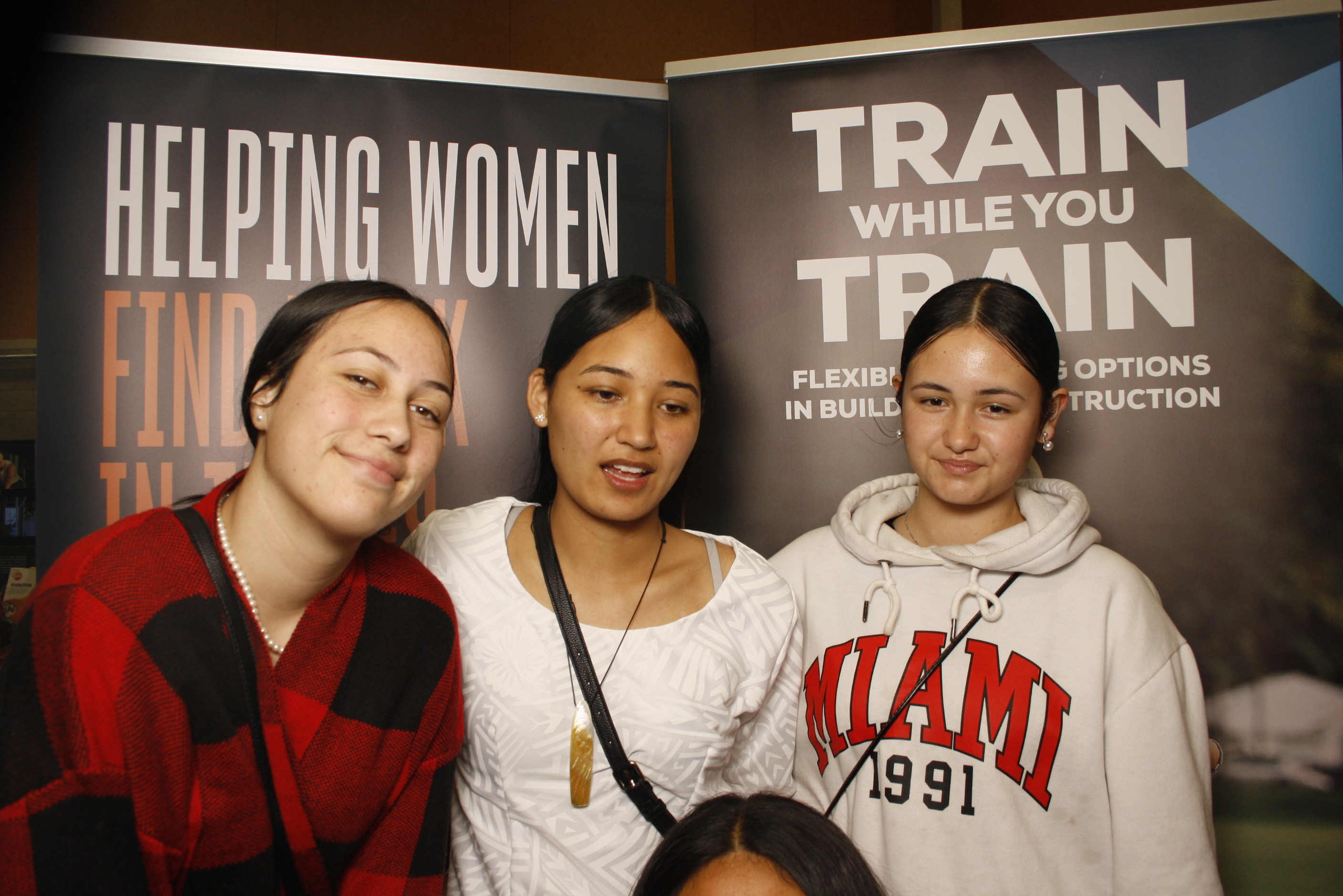 LA FALE - Jobs & Skills Expo 2022 | View more photos from the event at wgtngallery.classicphotobooths.co.nz/u/wgtncpbgallery/LA-FALE-Jobs-Skills-Expo-2022