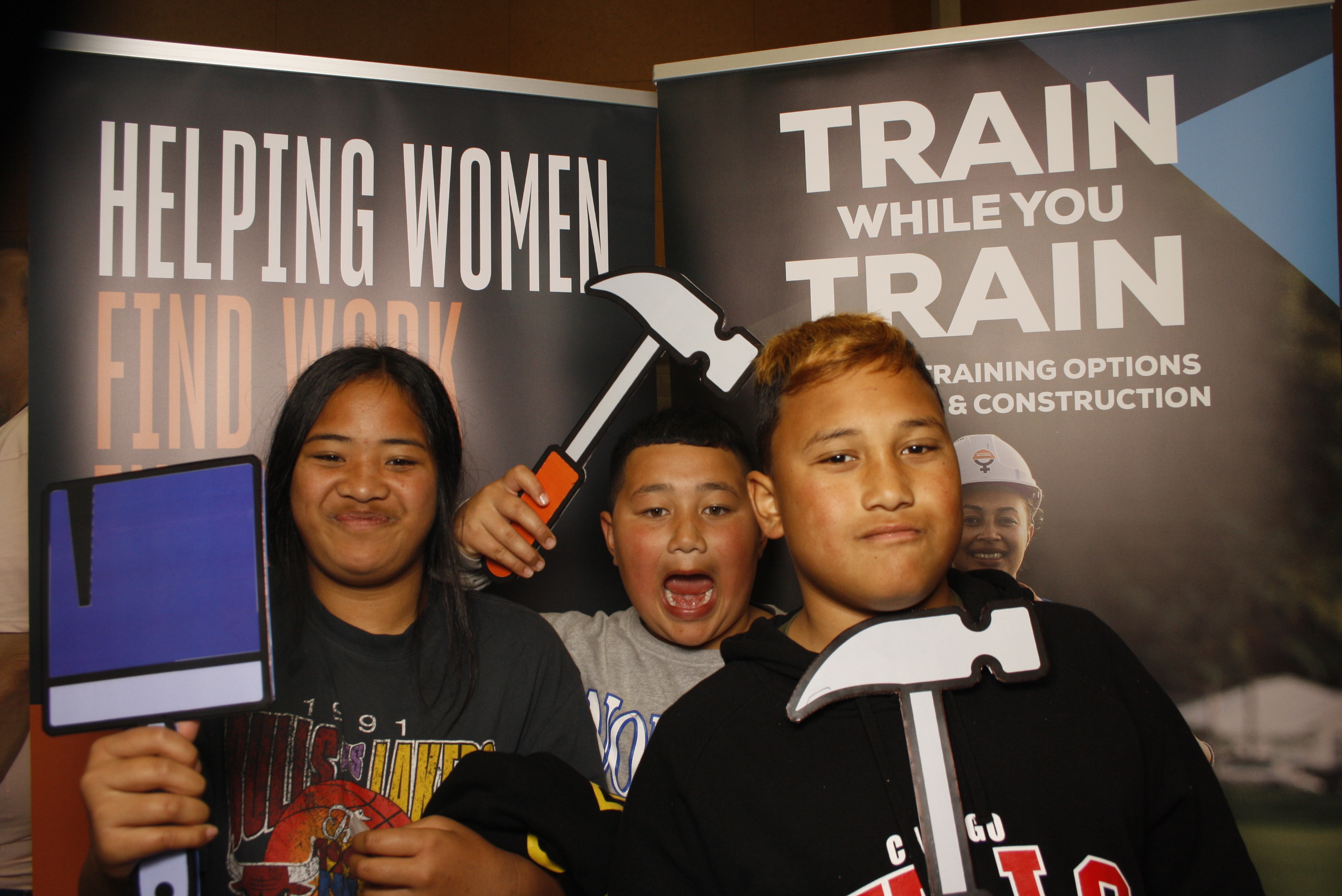 LA FALE - Jobs & Skills Expo 2022 | View more photos from the event at wgtngallery.classicphotobooths.co.nz/u/wgtncpbgallery/LA-FALE-Jobs-Skills-Expo-2022