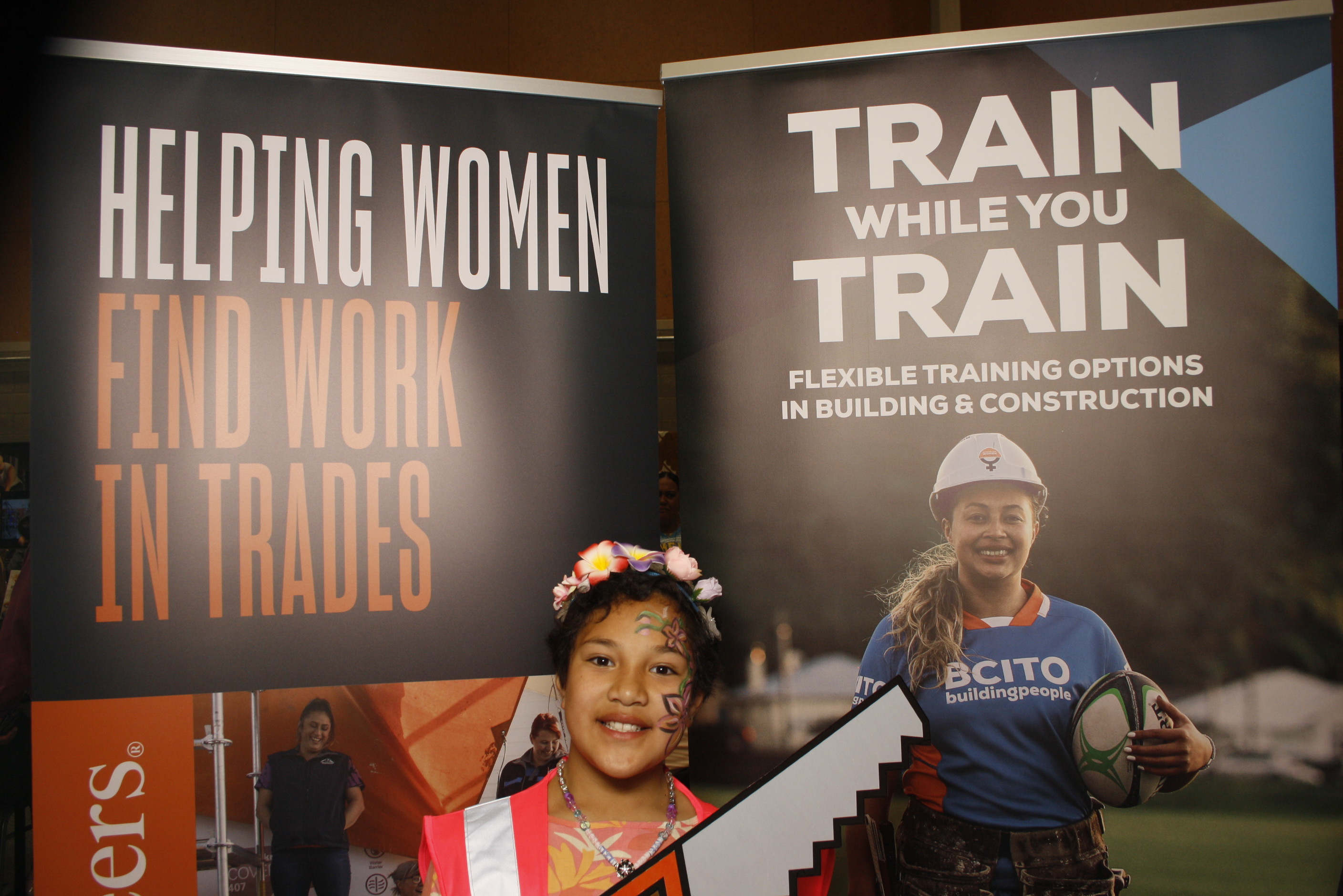 LA FALE - Jobs & Skills Expo 2022 | View more photos from the event at wgtngallery.classicphotobooths.co.nz/u/wgtncpbgallery/LA-FALE-Jobs-Skills-Expo-2022