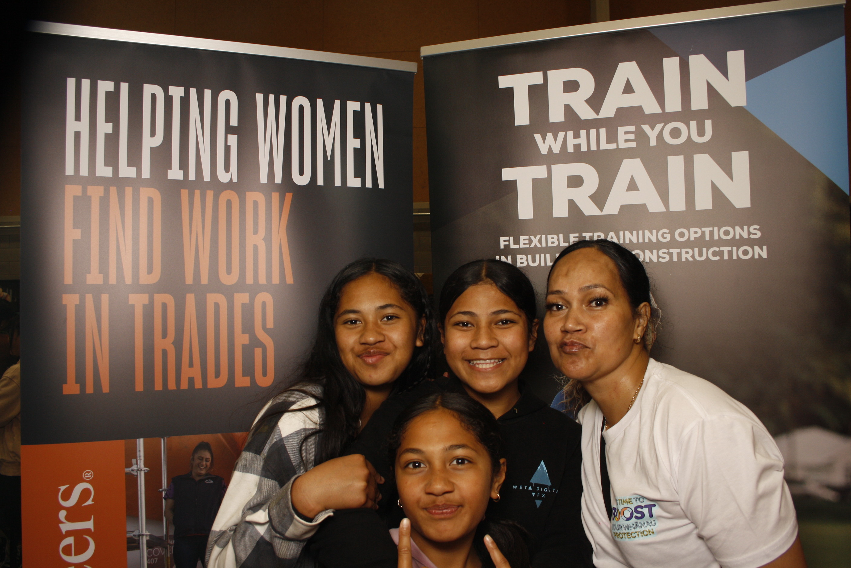 LA FALE - Jobs & Skills Expo 2022 | View more photos from the event at wgtngallery.classicphotobooths.co.nz/u/wgtncpbgallery/LA-FALE-Jobs-Skills-Expo-2022