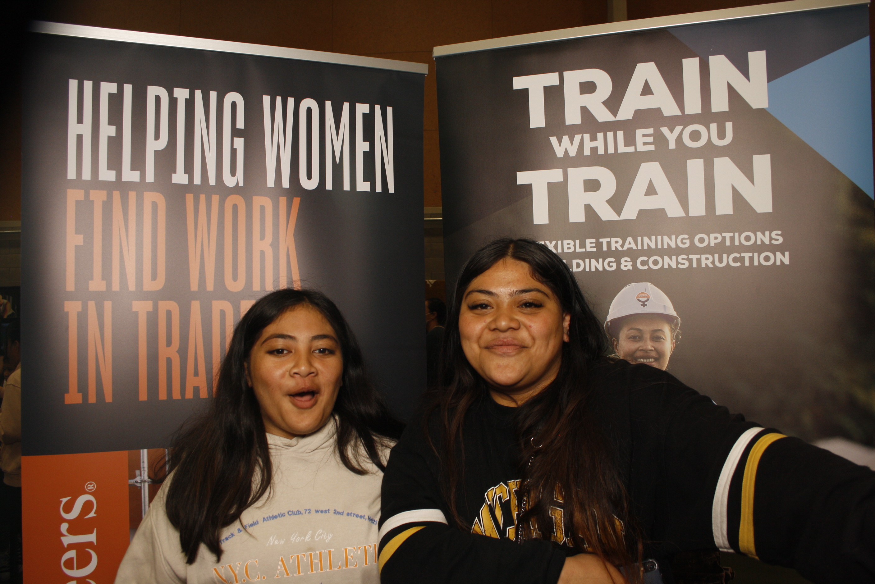 LA FALE - Jobs & Skills Expo 2022 | View more photos from the event at wgtngallery.classicphotobooths.co.nz/u/wgtncpbgallery/LA-FALE-Jobs-Skills-Expo-2022