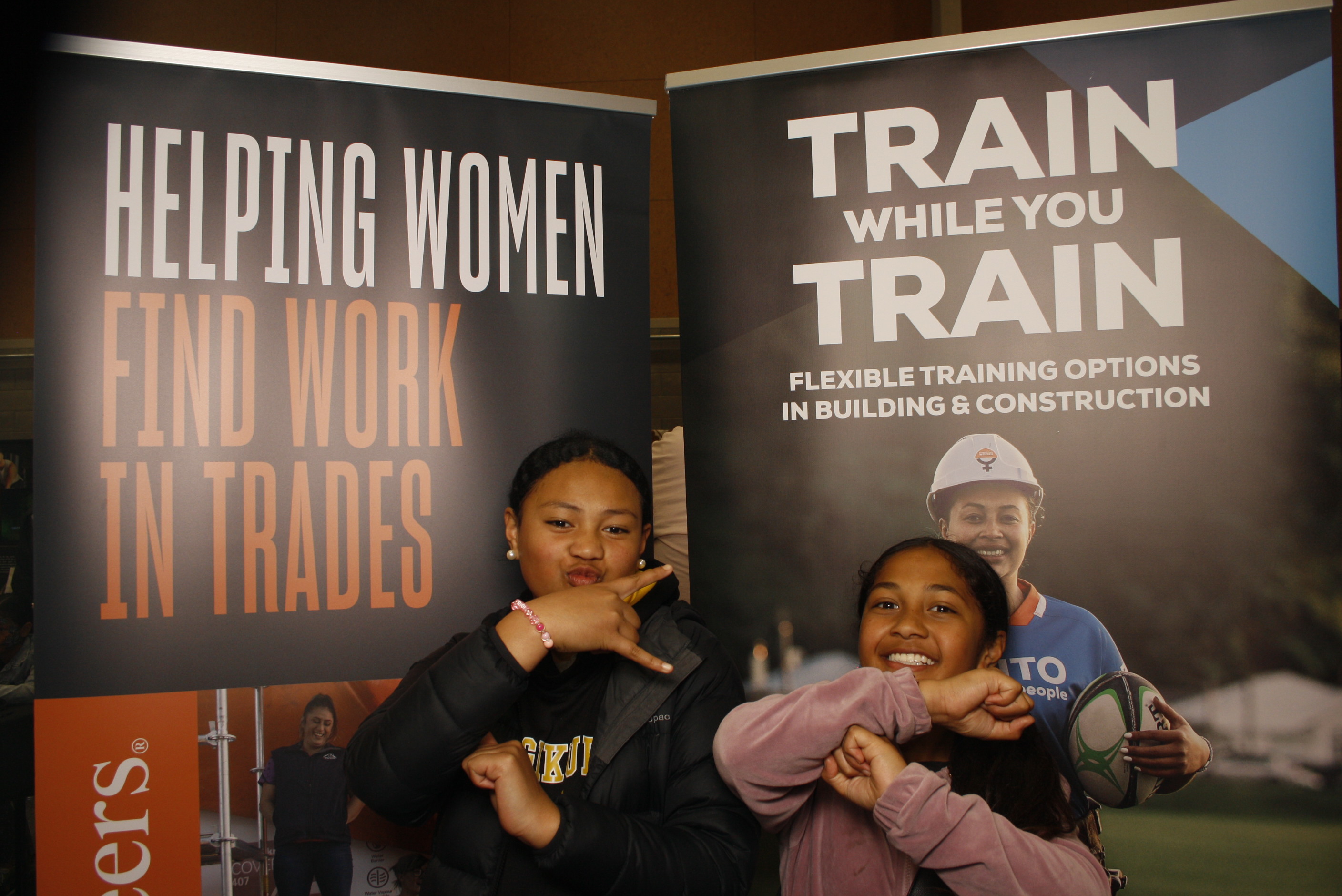 LA FALE - Jobs & Skills Expo 2022 | View more photos from the event at wgtngallery.classicphotobooths.co.nz/u/wgtncpbgallery/LA-FALE-Jobs-Skills-Expo-2022