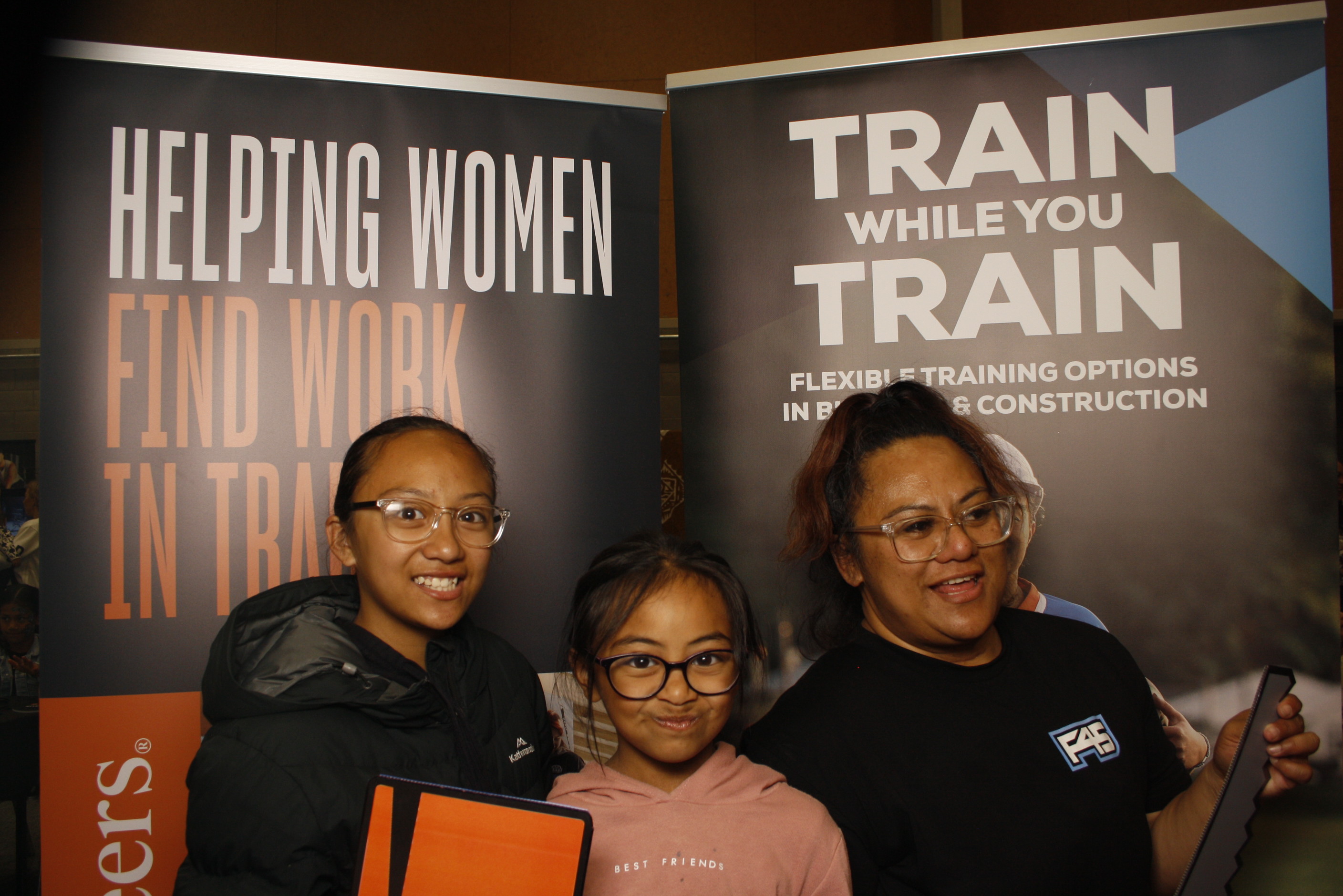 LA FALE - Jobs & Skills Expo 2022 | View more photos from the event at wgtngallery.classicphotobooths.co.nz/u/wgtncpbgallery/LA-FALE-Jobs-Skills-Expo-2022