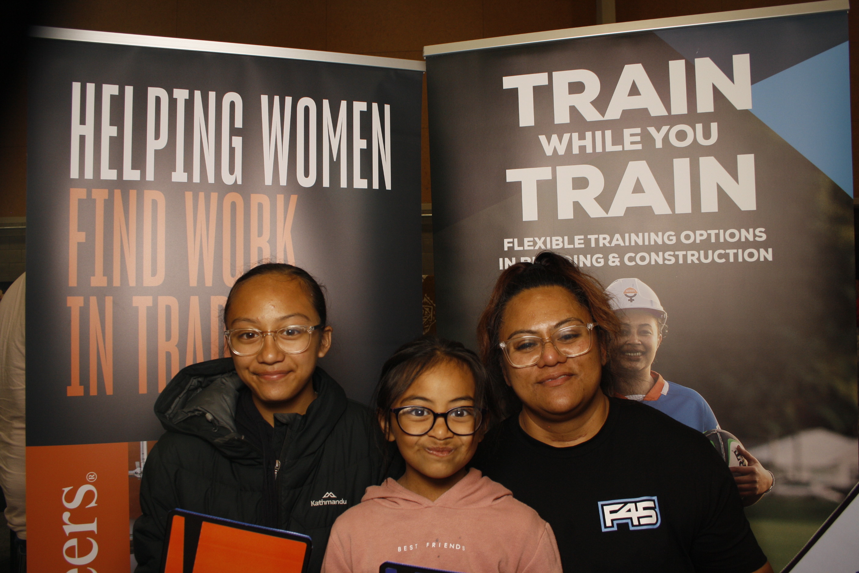 LA FALE - Jobs & Skills Expo 2022 | View more photos from the event at wgtngallery.classicphotobooths.co.nz/u/wgtncpbgallery/LA-FALE-Jobs-Skills-Expo-2022