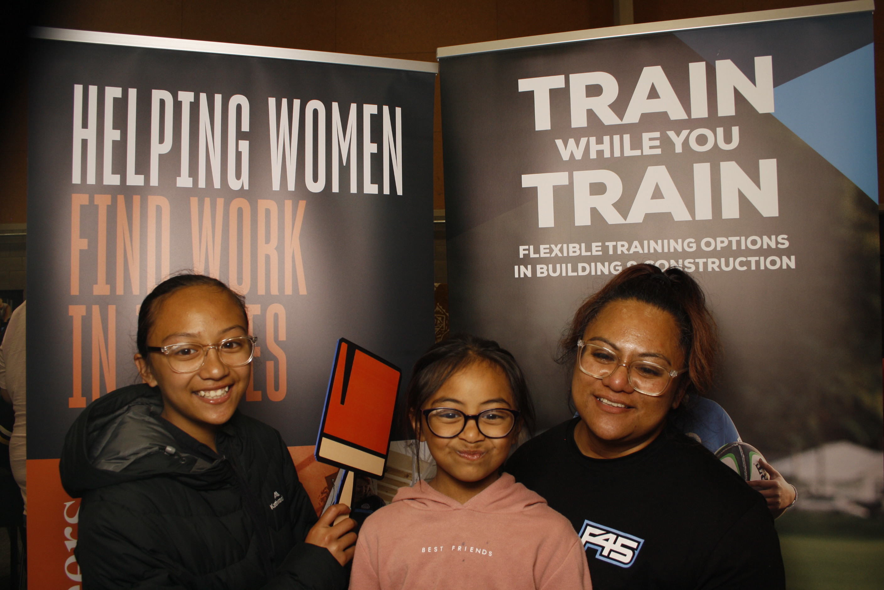 LA FALE - Jobs & Skills Expo 2022 | View more photos from the event at wgtngallery.classicphotobooths.co.nz/u/wgtncpbgallery/LA-FALE-Jobs-Skills-Expo-2022