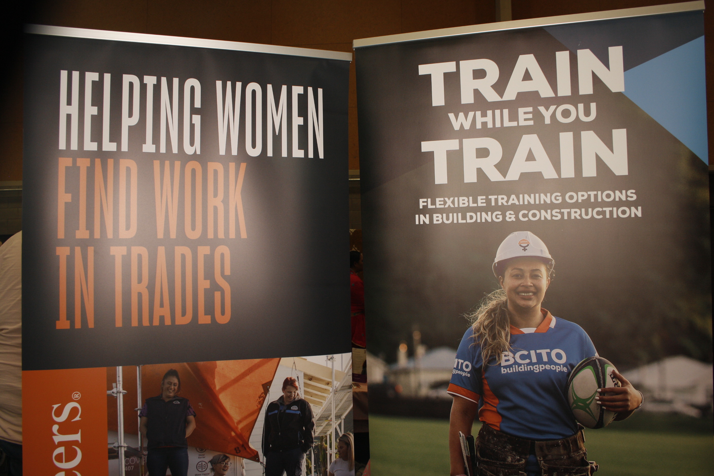 LA FALE - Jobs & Skills Expo 2022 | View more photos from the event at wgtngallery.classicphotobooths.co.nz/u/wgtncpbgallery/LA-FALE-Jobs-Skills-Expo-2022