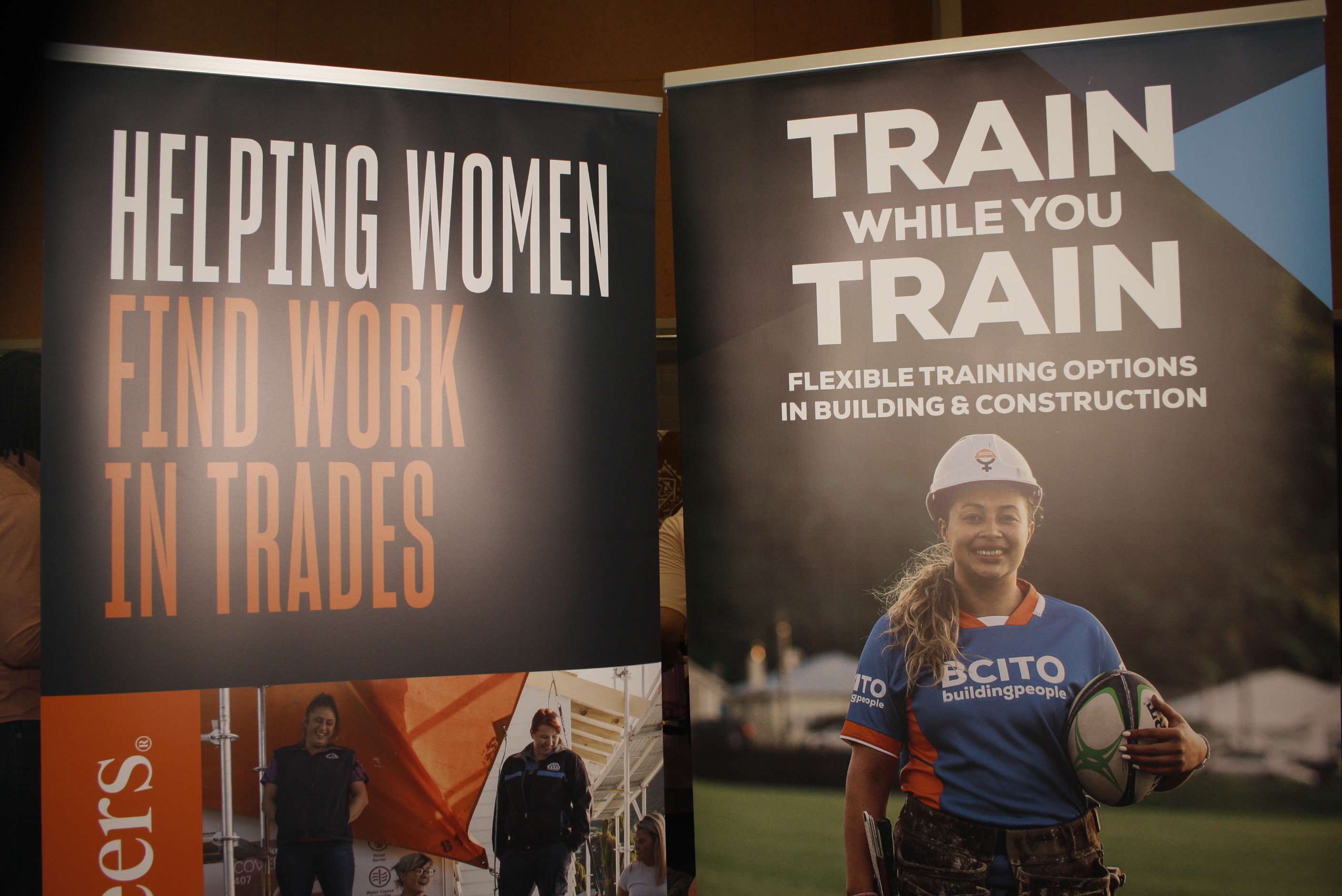 LA FALE - Jobs & Skills Expo 2022 | View more photos from the event at wgtngallery.classicphotobooths.co.nz/u/wgtncpbgallery/LA-FALE-Jobs-Skills-Expo-2022