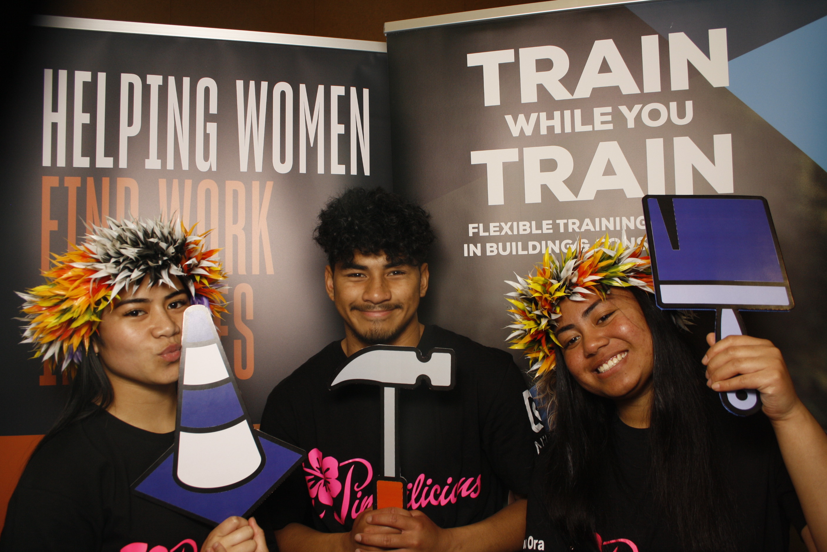 LA FALE - Jobs & Skills Expo 2022 | View more photos from the event at wgtngallery.classicphotobooths.co.nz/u/wgtncpbgallery/LA-FALE-Jobs-Skills-Expo-2022