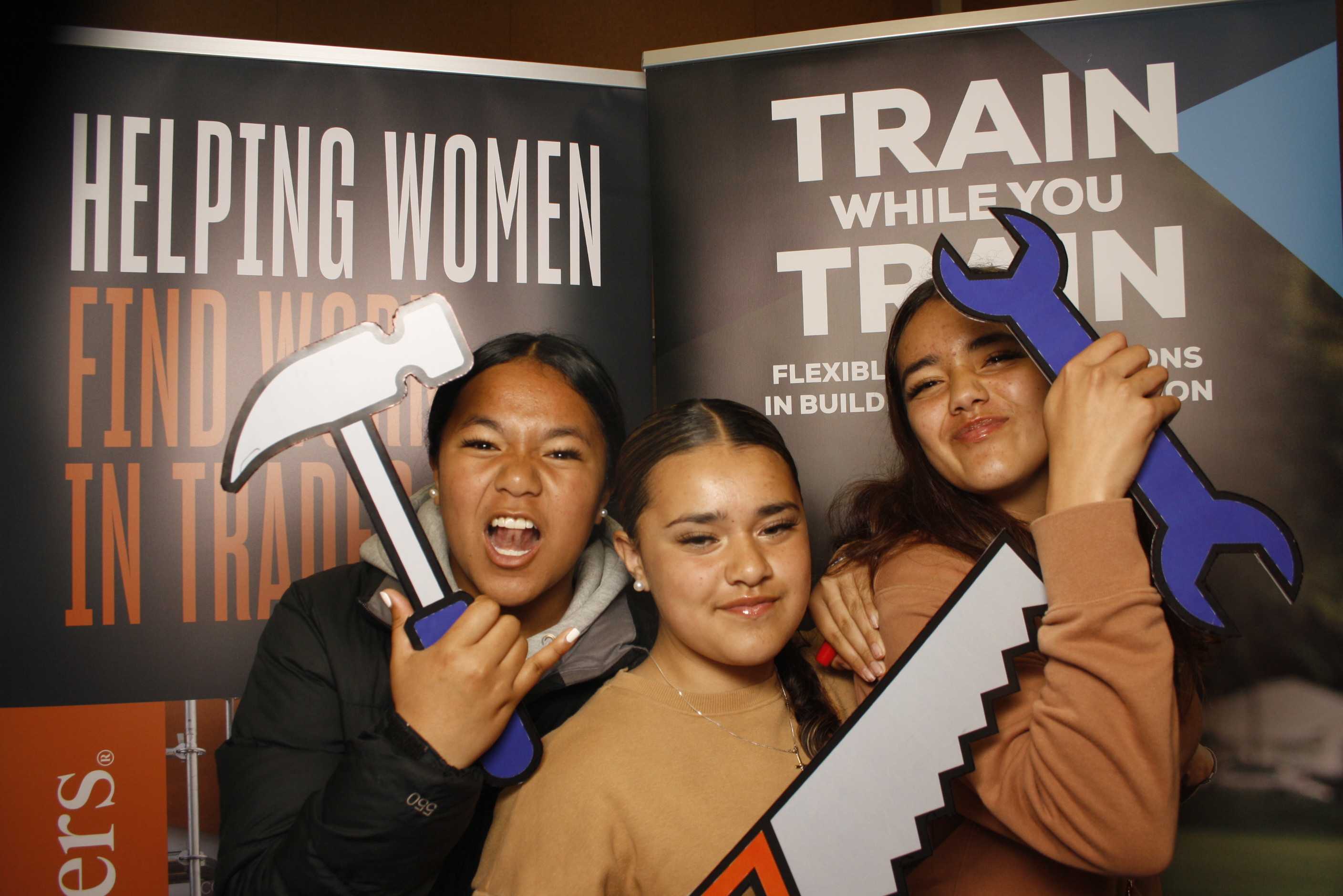 LA FALE - Jobs & Skills Expo 2022 | View more photos from the event at wgtngallery.classicphotobooths.co.nz/u/wgtncpbgallery/LA-FALE-Jobs-Skills-Expo-2022