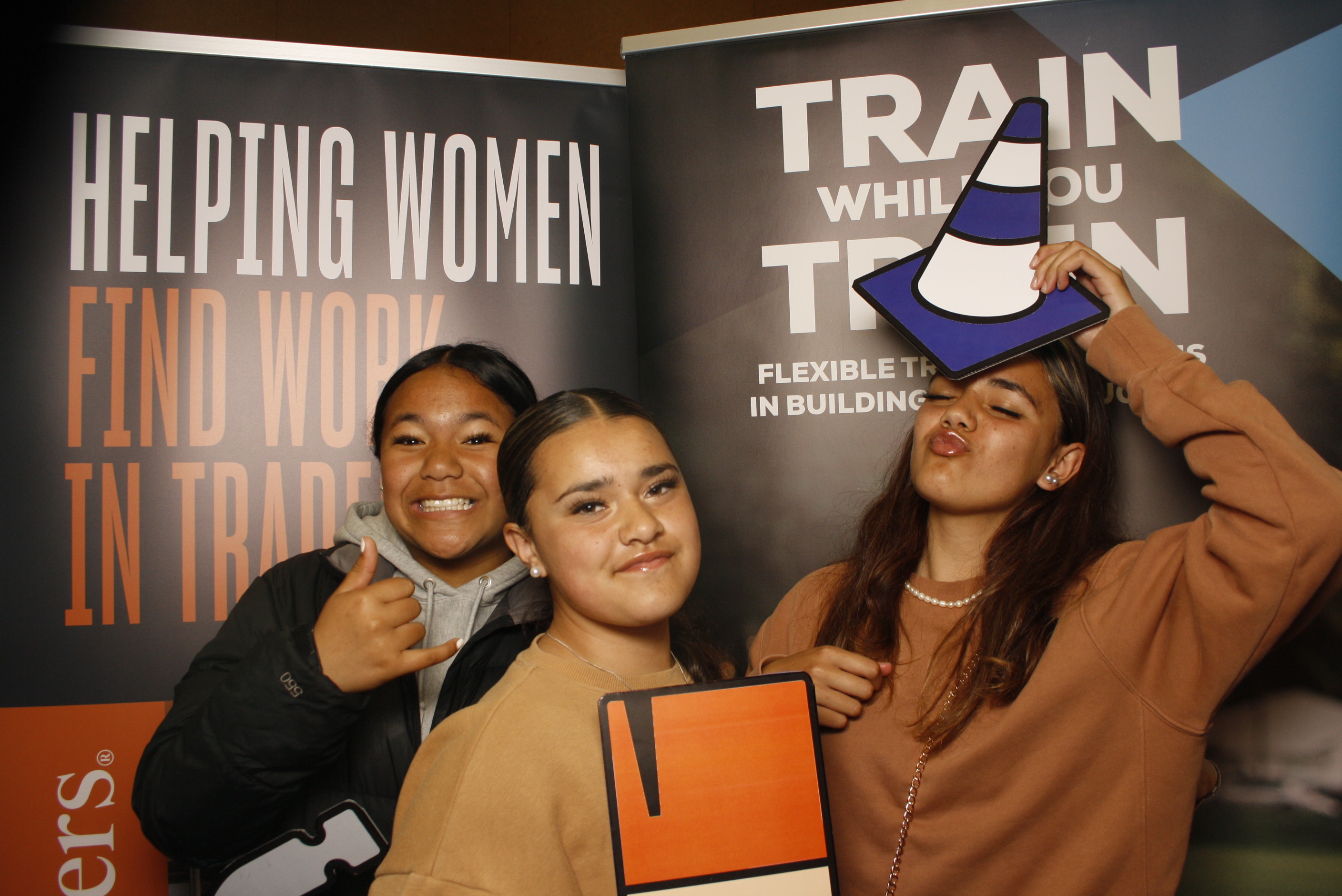 LA FALE - Jobs & Skills Expo 2022 | View more photos from the event at wgtngallery.classicphotobooths.co.nz/u/wgtncpbgallery/LA-FALE-Jobs-Skills-Expo-2022