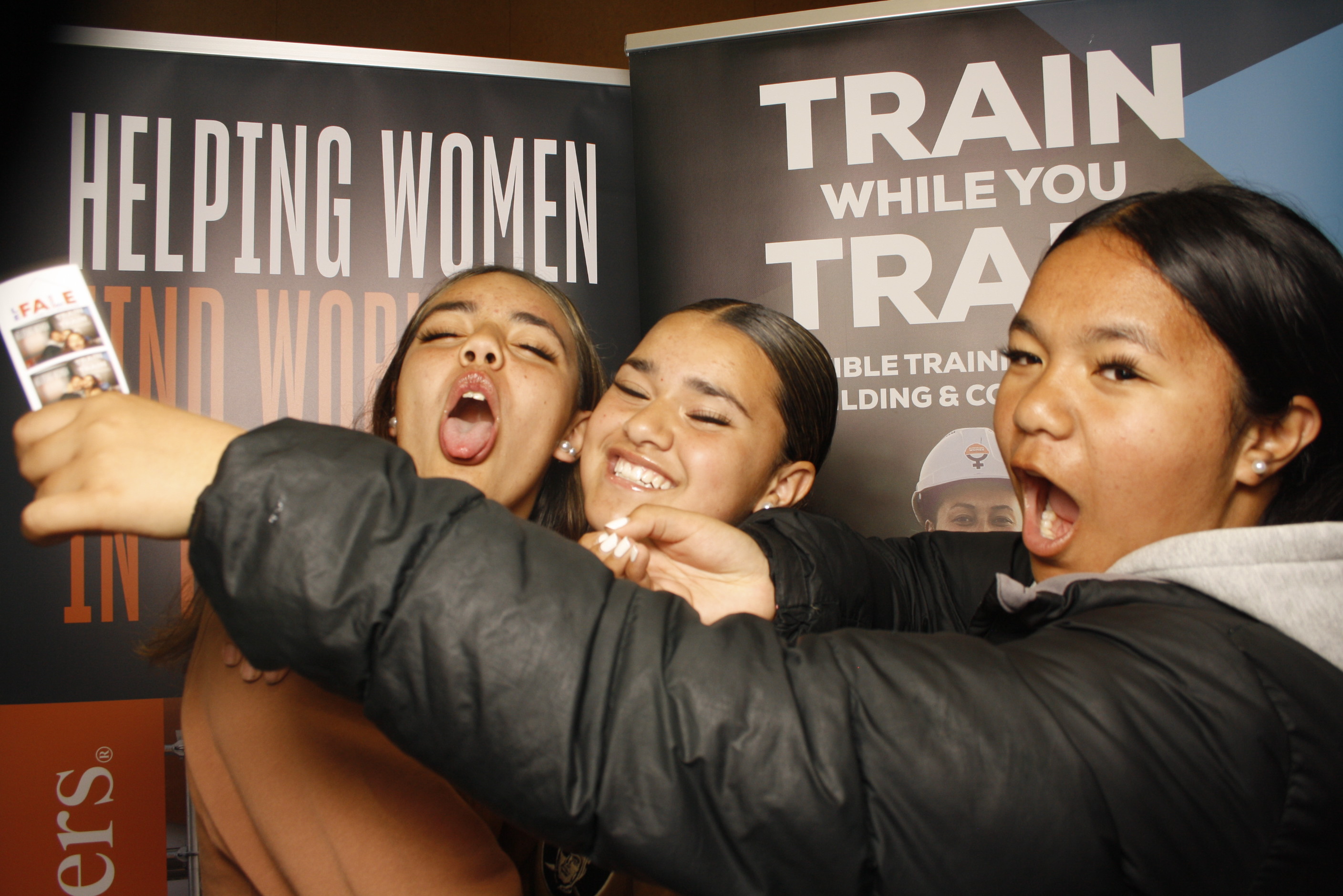 LA FALE - Jobs & Skills Expo 2022 | View more photos from the event at wgtngallery.classicphotobooths.co.nz/u/wgtncpbgallery/LA-FALE-Jobs-Skills-Expo-2022