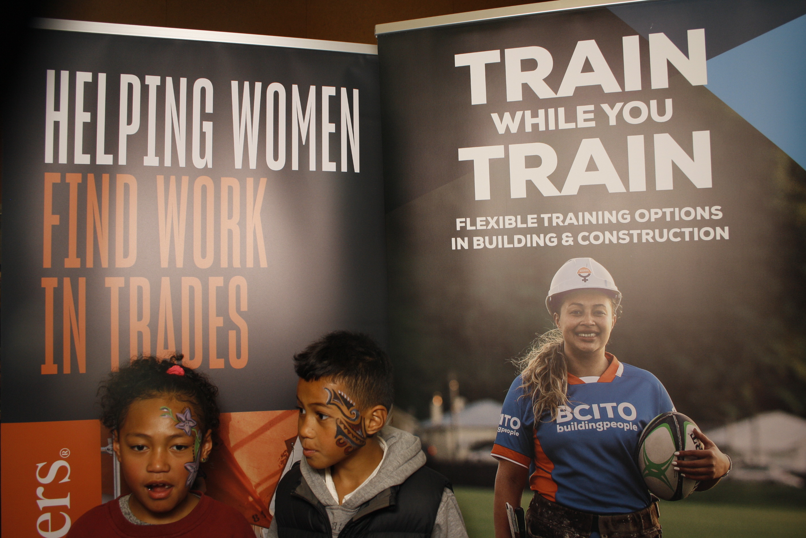 LA FALE - Jobs & Skills Expo 2022 | View more photos from the event at wgtngallery.classicphotobooths.co.nz/u/wgtncpbgallery/LA-FALE-Jobs-Skills-Expo-2022