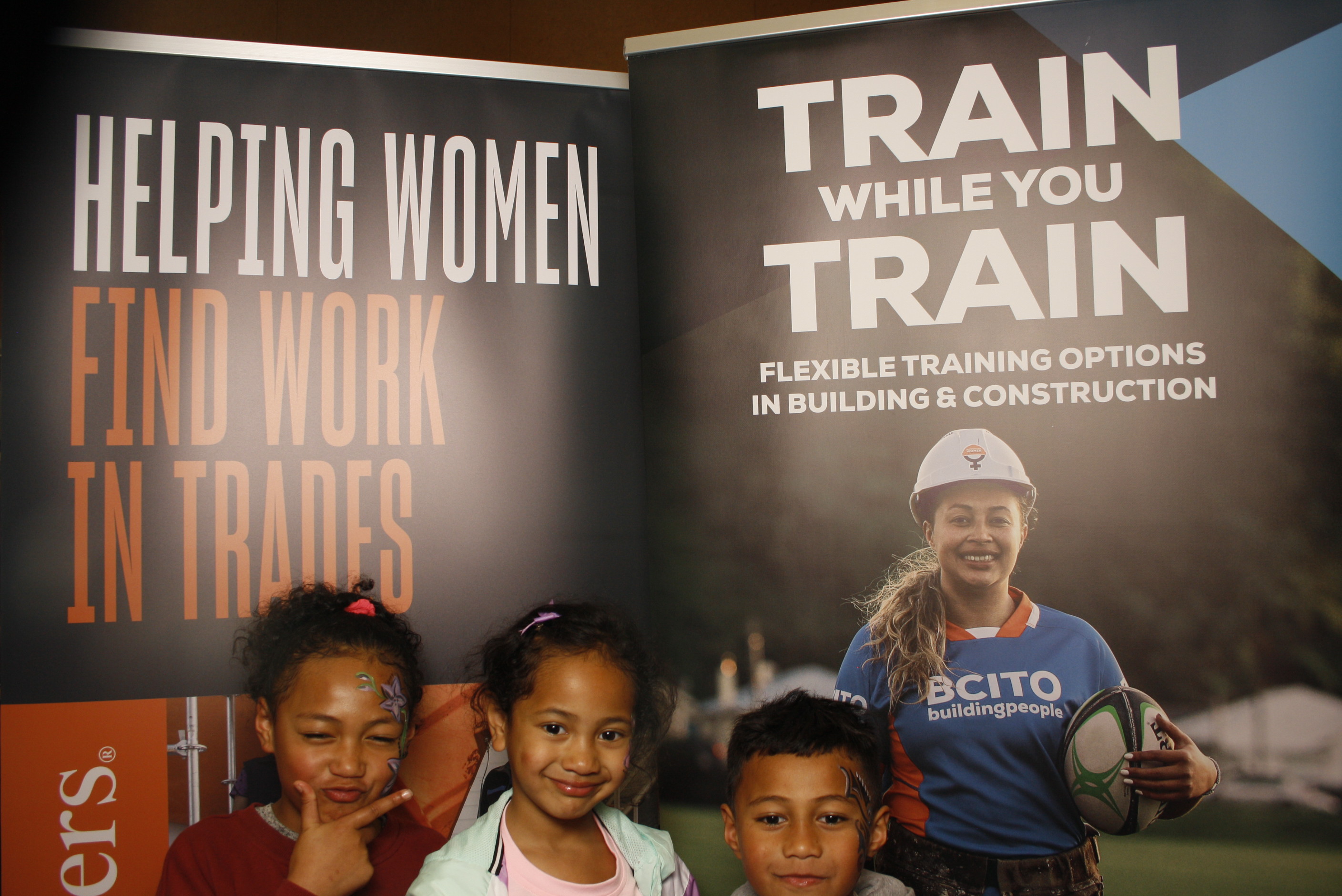 LA FALE - Jobs & Skills Expo 2022 | View more photos from the event at wgtngallery.classicphotobooths.co.nz/u/wgtncpbgallery/LA-FALE-Jobs-Skills-Expo-2022