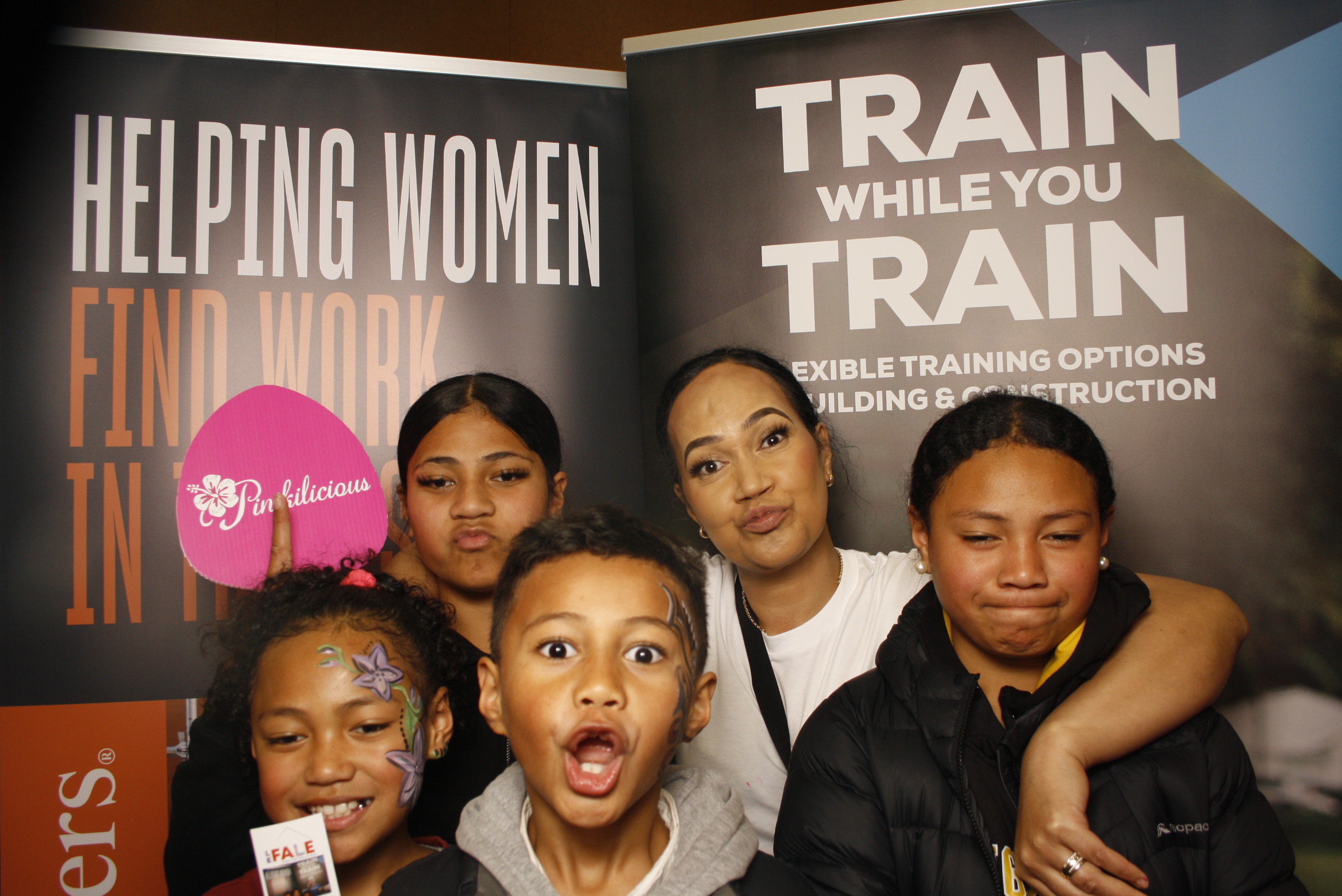 LA FALE - Jobs & Skills Expo 2022 | View more photos from the event at wgtngallery.classicphotobooths.co.nz/u/wgtncpbgallery/LA-FALE-Jobs-Skills-Expo-2022