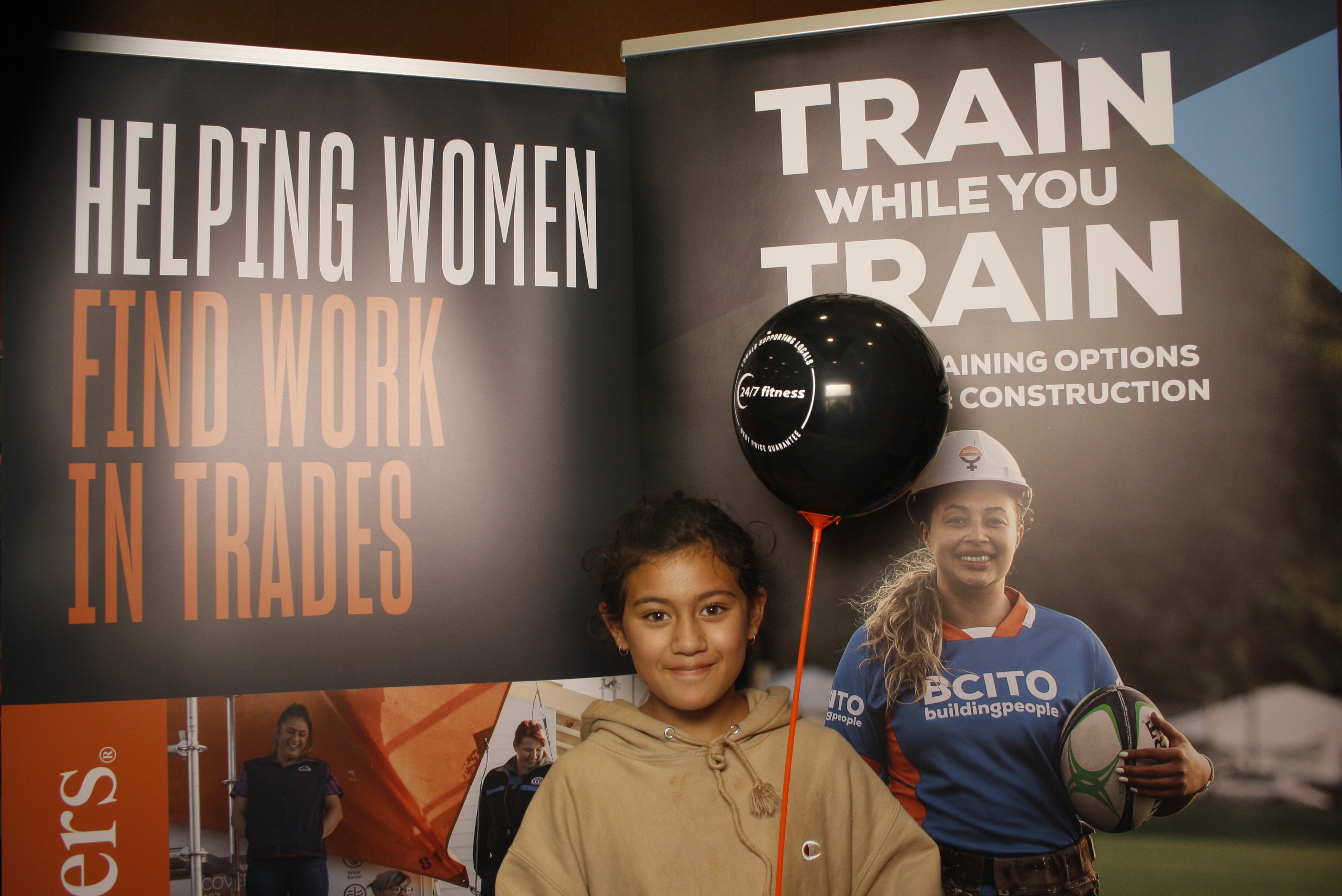 LA FALE - Jobs & Skills Expo 2022 | View more photos from the event at wgtngallery.classicphotobooths.co.nz/u/wgtncpbgallery/LA-FALE-Jobs-Skills-Expo-2022