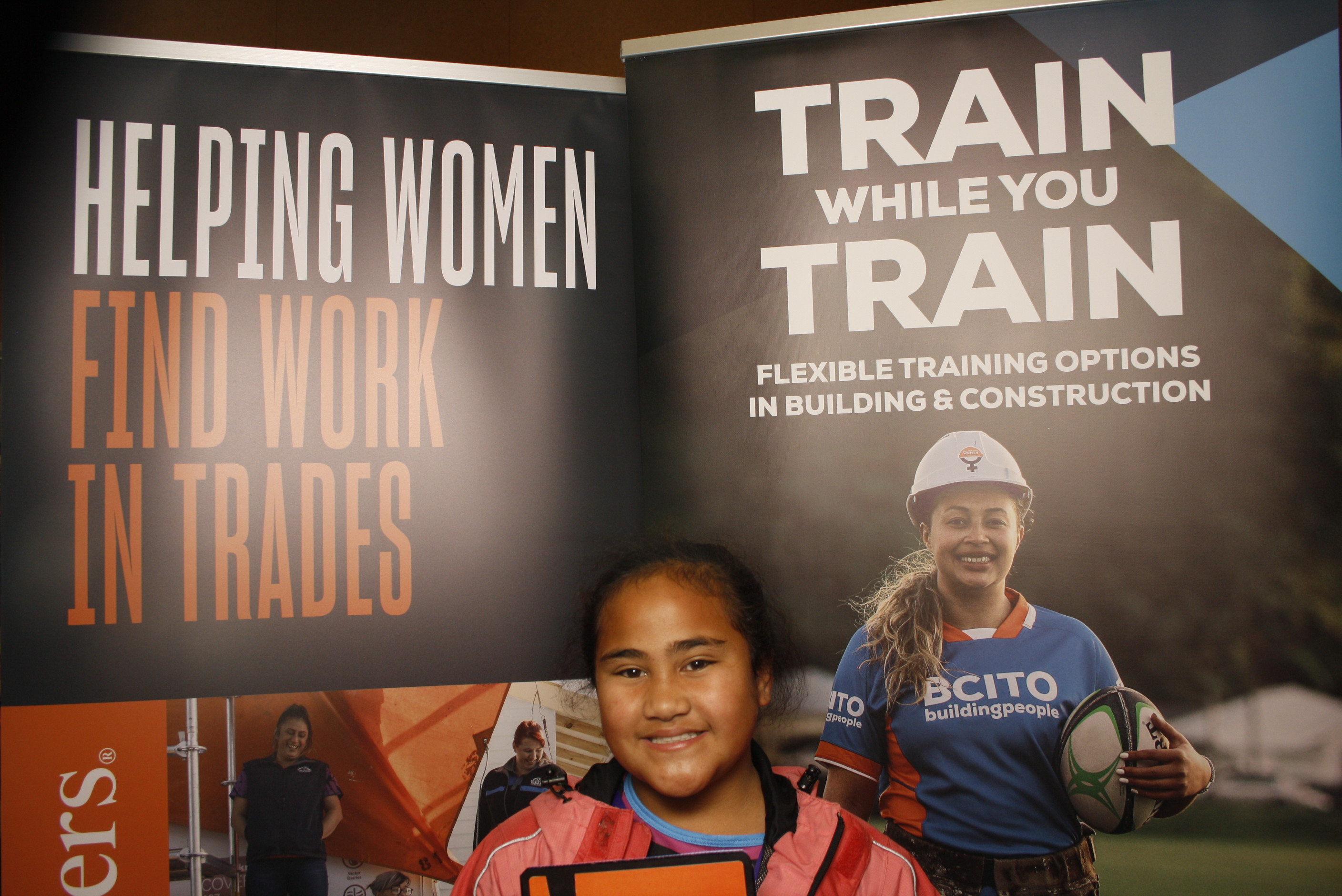 LA FALE - Jobs & Skills Expo 2022 | View more photos from the event at wgtngallery.classicphotobooths.co.nz/u/wgtncpbgallery/LA-FALE-Jobs-Skills-Expo-2022