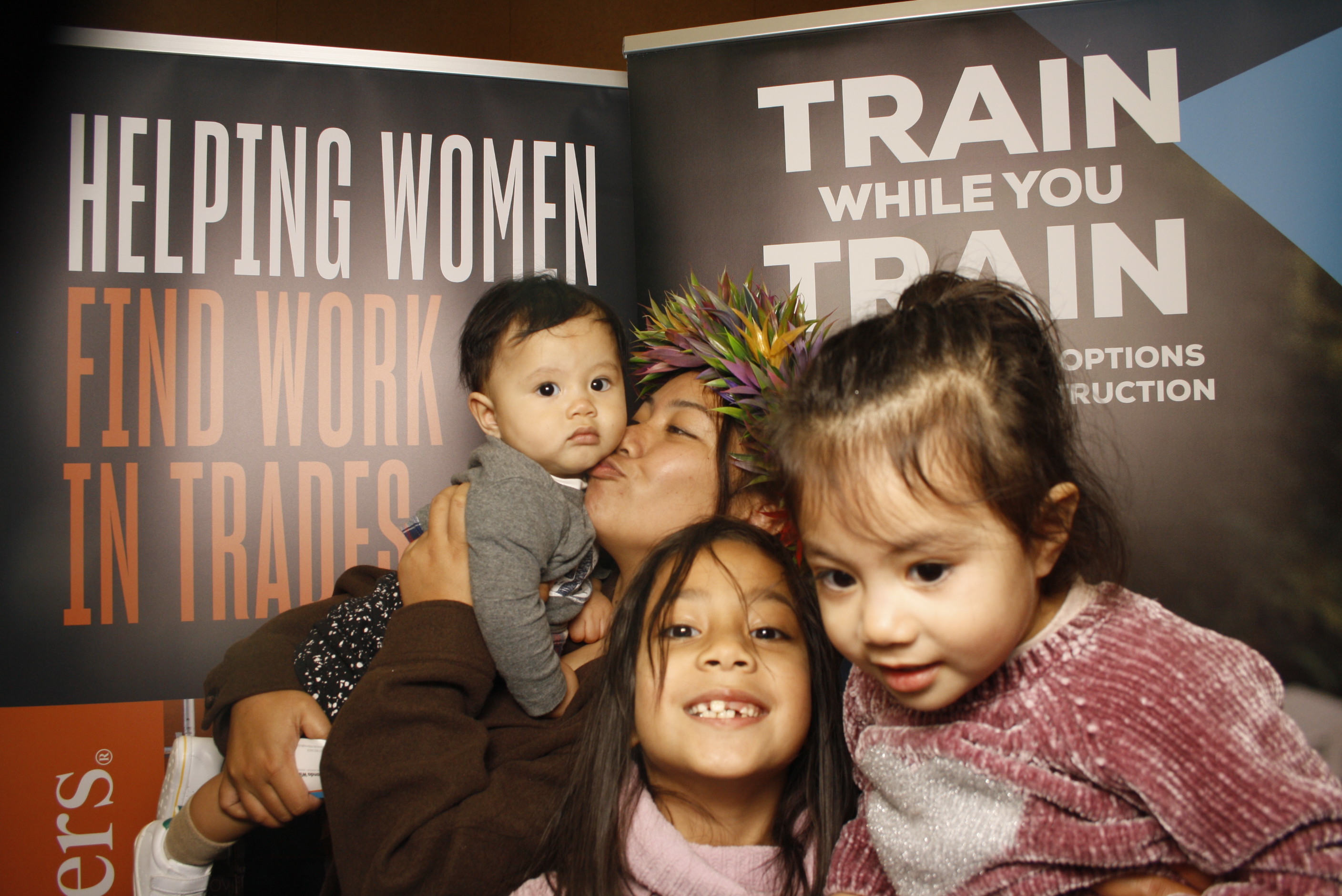 LA FALE - Jobs & Skills Expo 2022 | View more photos from the event at wgtngallery.classicphotobooths.co.nz/u/wgtncpbgallery/LA-FALE-Jobs-Skills-Expo-2022