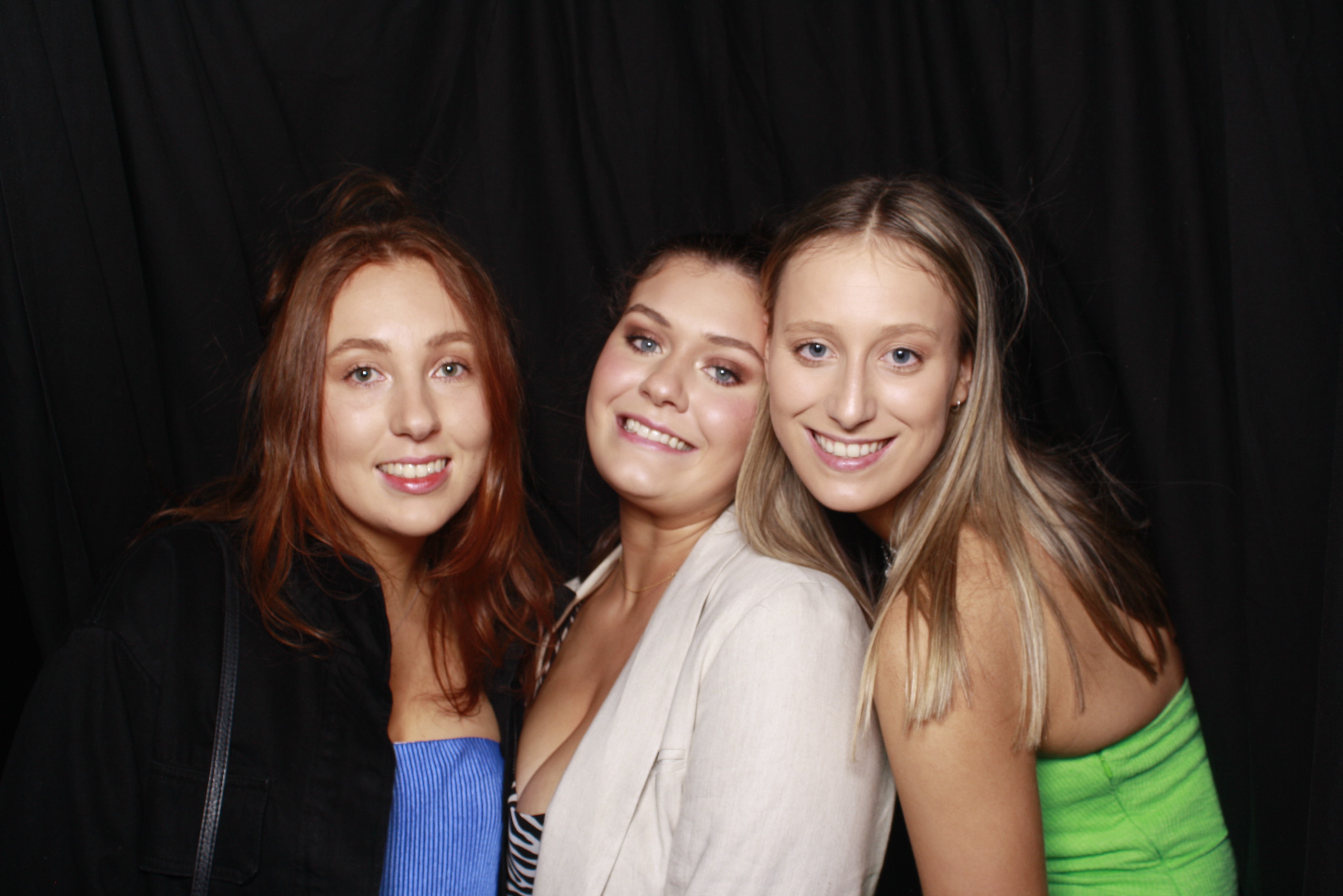 Nicole's 21st... 2022 | View more photos from the event at wgtngallery.classicphotobooths.co.nz/u/wgtncpbgallery/Nicoles-21st-2022