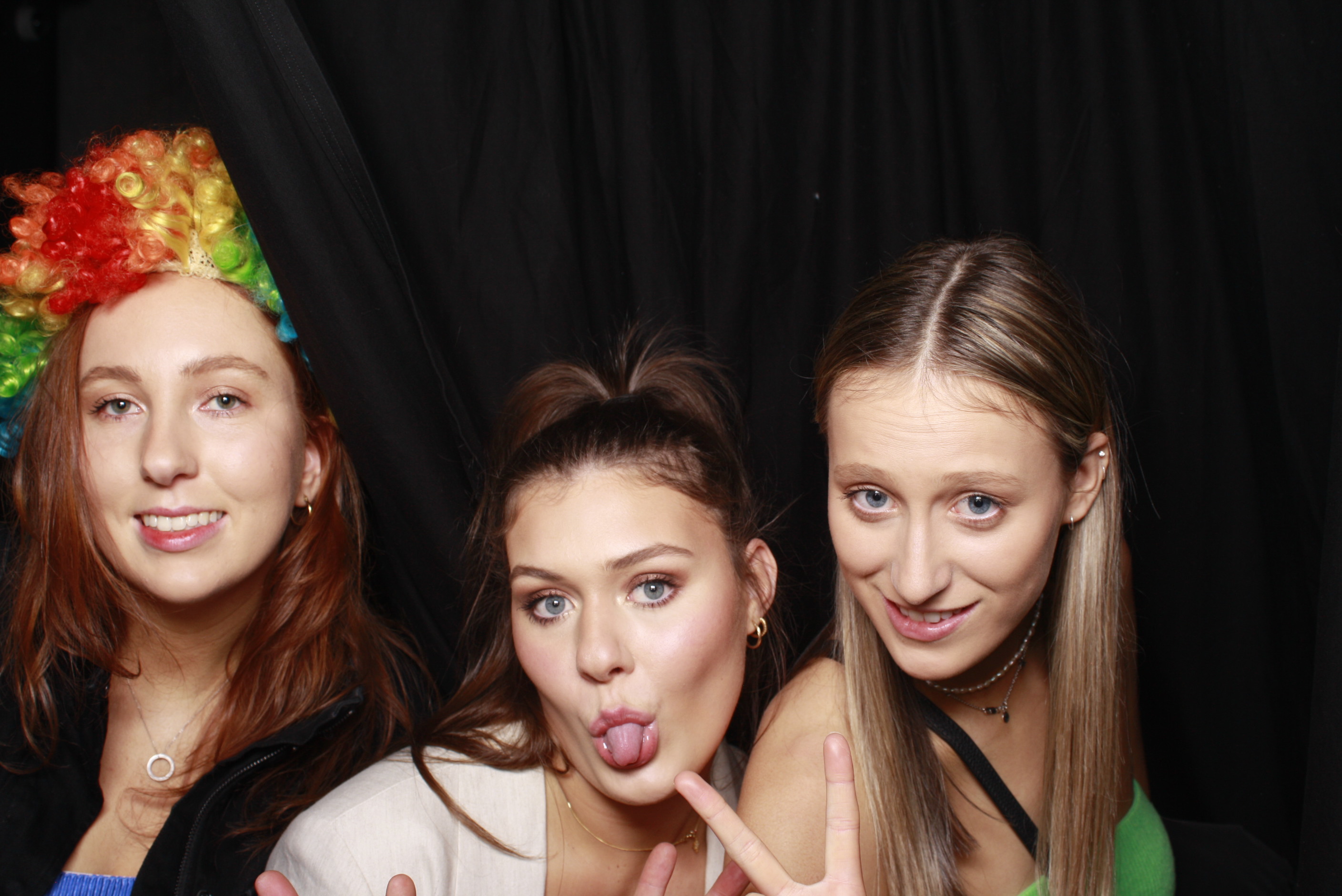 Nicole's 21st... 2022 | View more photos from the event at wgtngallery.classicphotobooths.co.nz/u/wgtncpbgallery/Nicoles-21st-2022