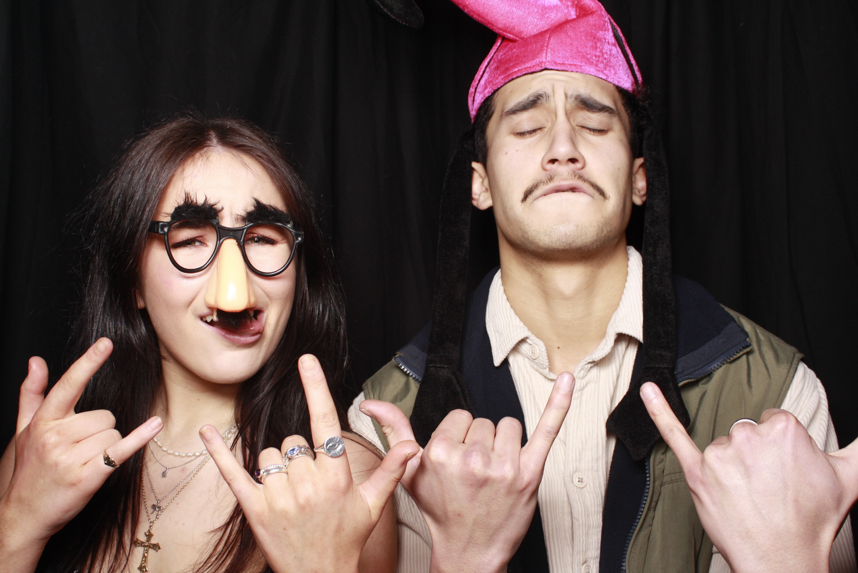 Nicole's 21st... 2022 | View more photos from the event at wgtngallery.classicphotobooths.co.nz/u/wgtncpbgallery/Nicoles-21st-2022