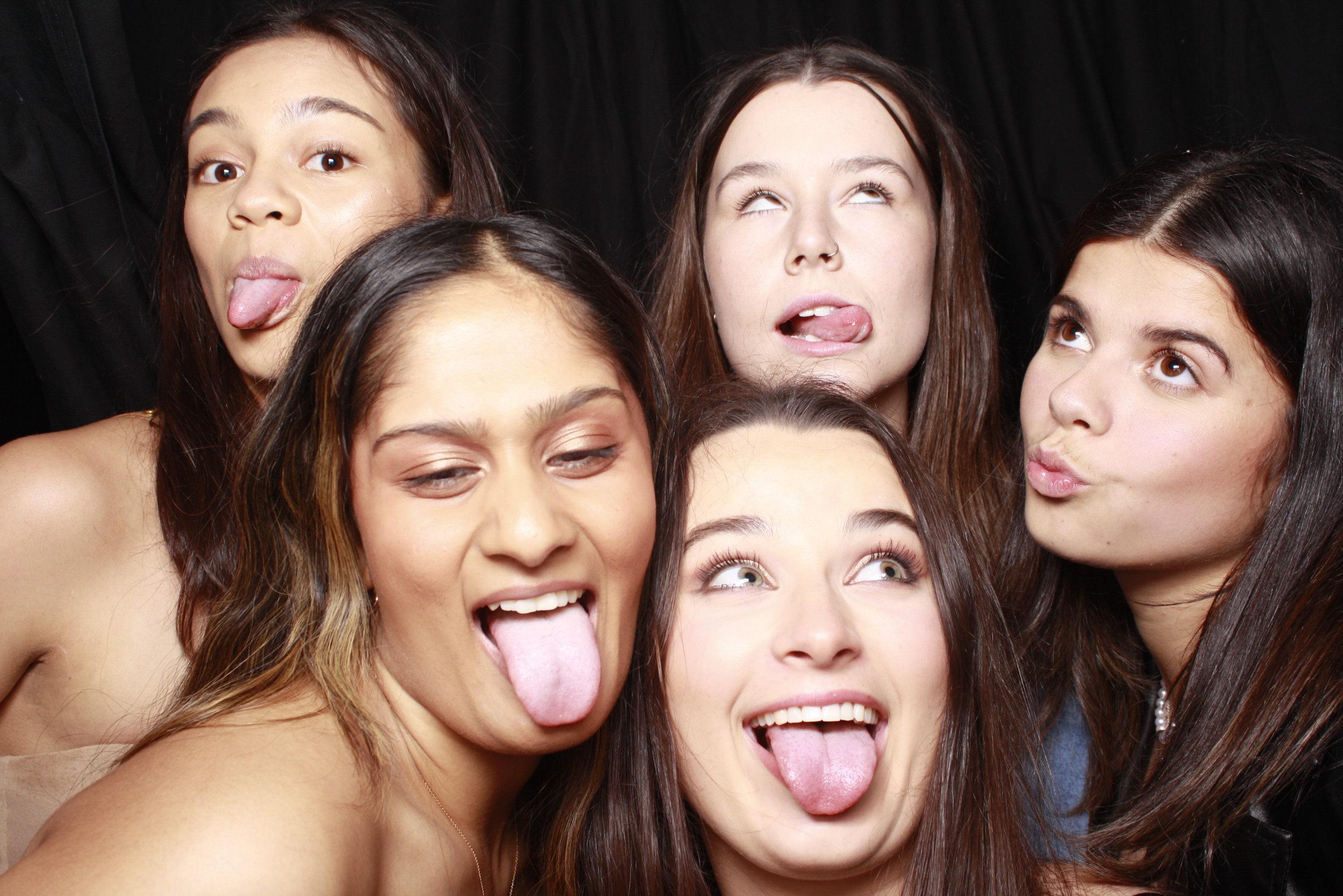 Nicole's 21st... 2022 | View more photos from the event at wgtngallery.classicphotobooths.co.nz/u/wgtncpbgallery/Nicoles-21st-2022