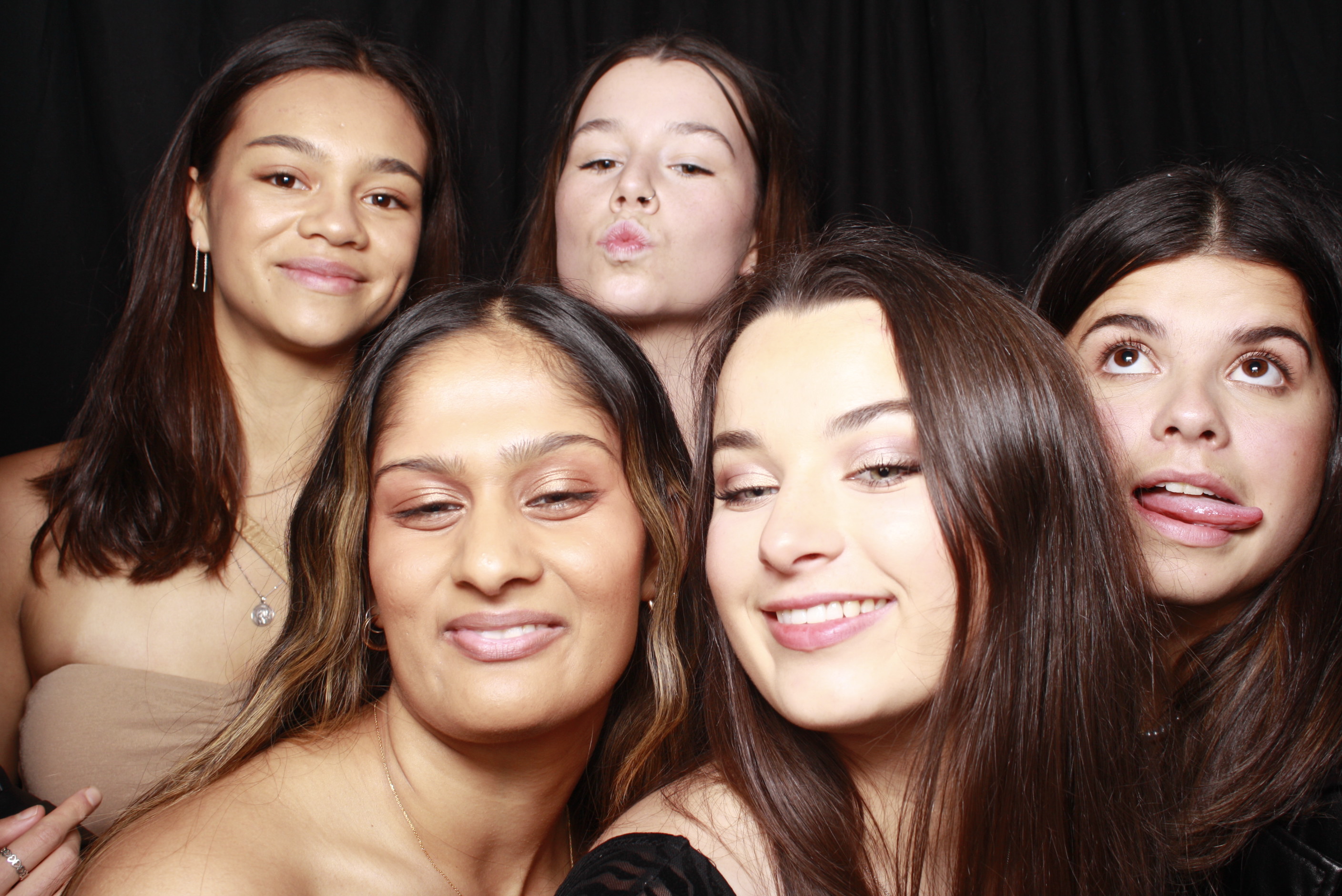 Nicole's 21st... 2022 | View more photos from the event at wgtngallery.classicphotobooths.co.nz/u/wgtncpbgallery/Nicoles-21st-2022