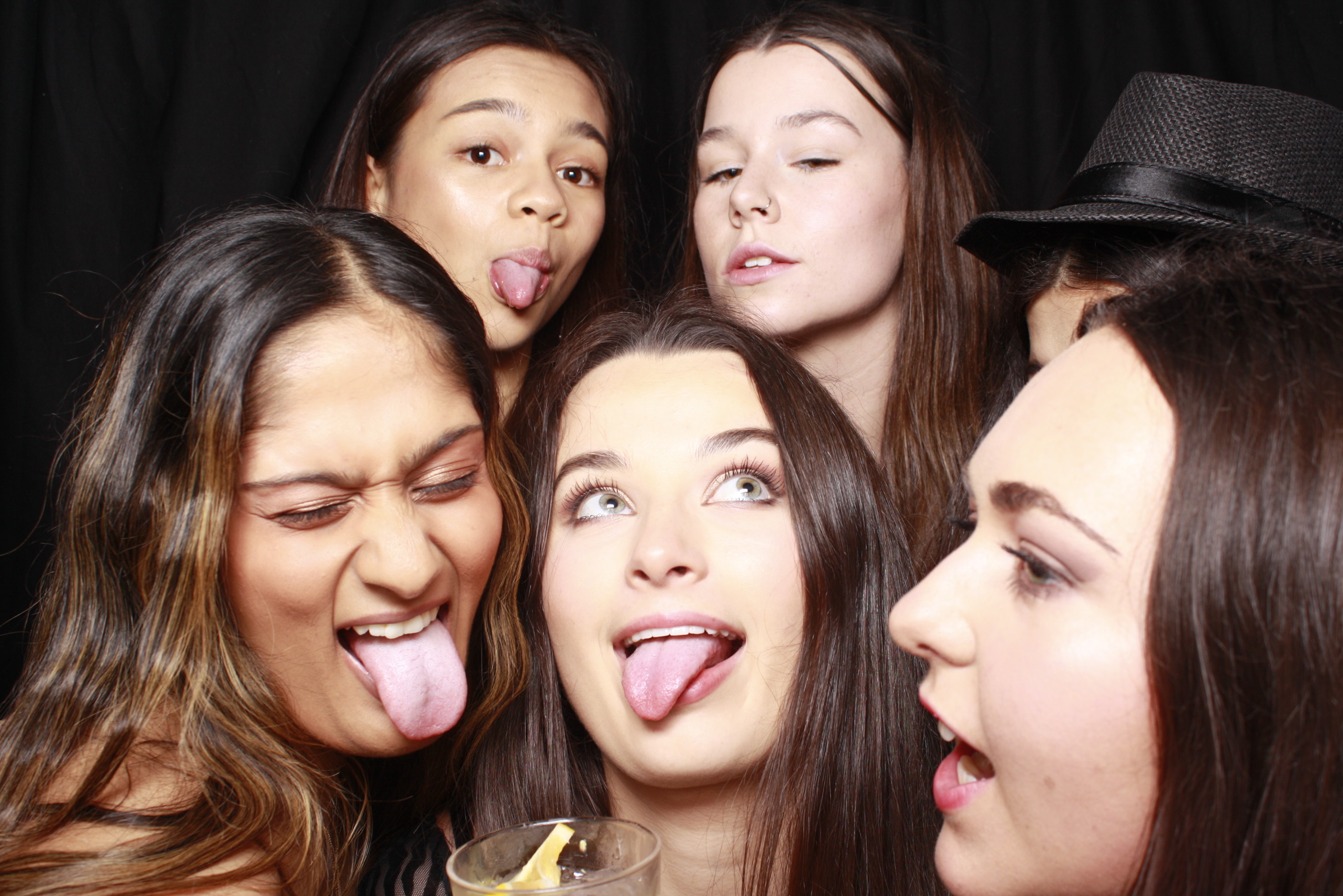 Nicole's 21st... 2022 | View more photos from the event at wgtngallery.classicphotobooths.co.nz/u/wgtncpbgallery/Nicoles-21st-2022