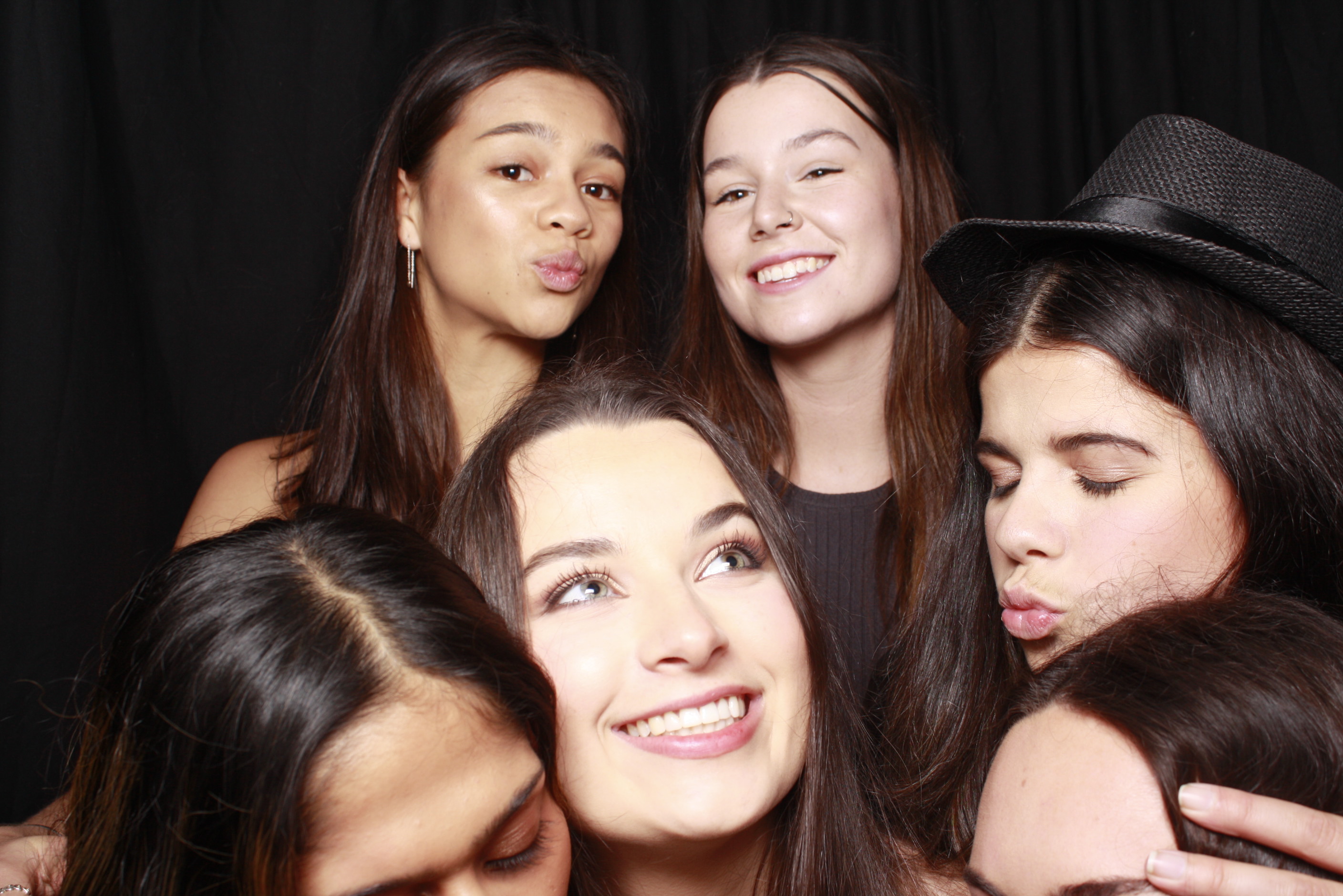 Nicole's 21st... 2022 | View more photos from the event at wgtngallery.classicphotobooths.co.nz/u/wgtncpbgallery/Nicoles-21st-2022