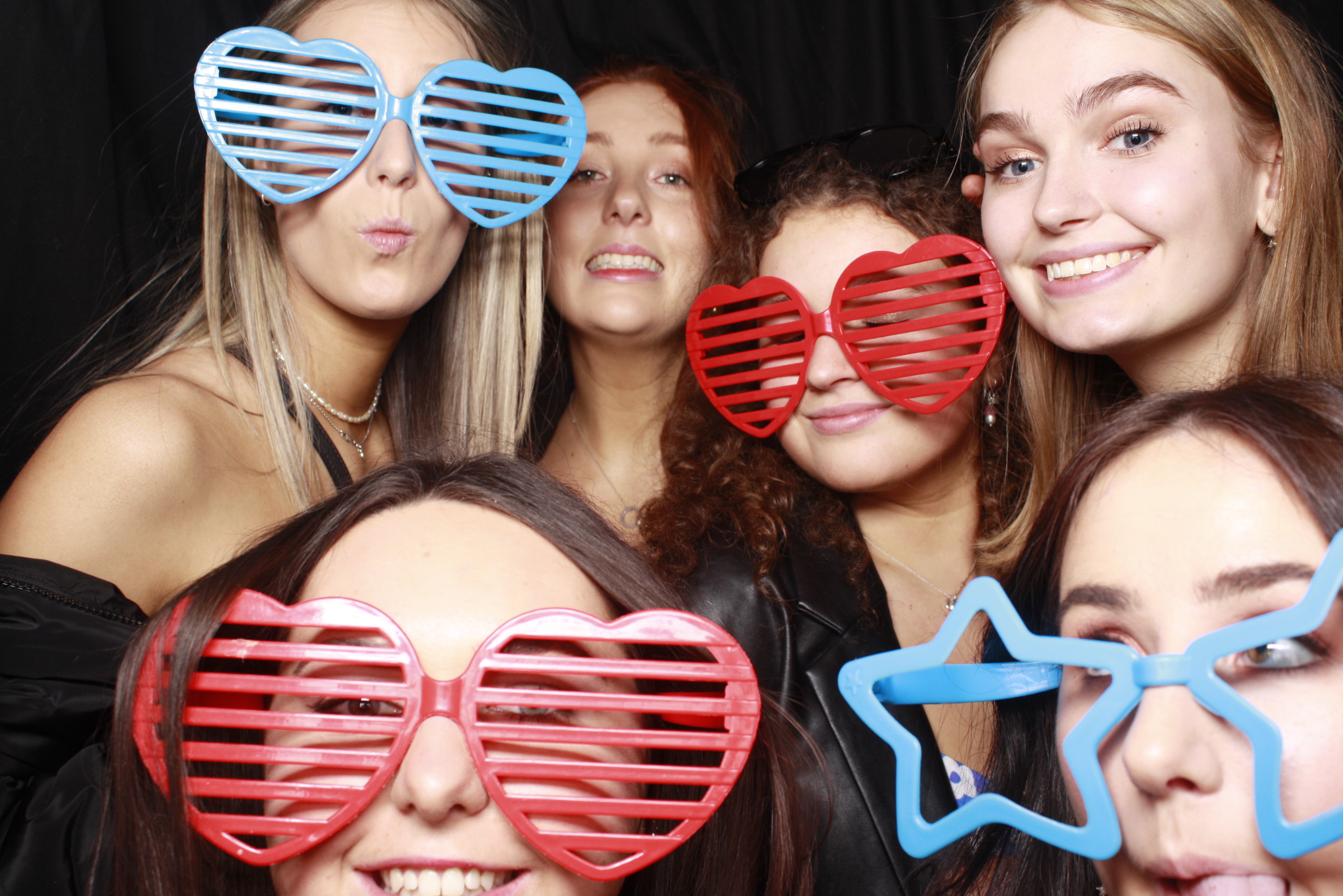 Nicole's 21st... 2022 | View more photos from the event at wgtngallery.classicphotobooths.co.nz/u/wgtncpbgallery/Nicoles-21st-2022