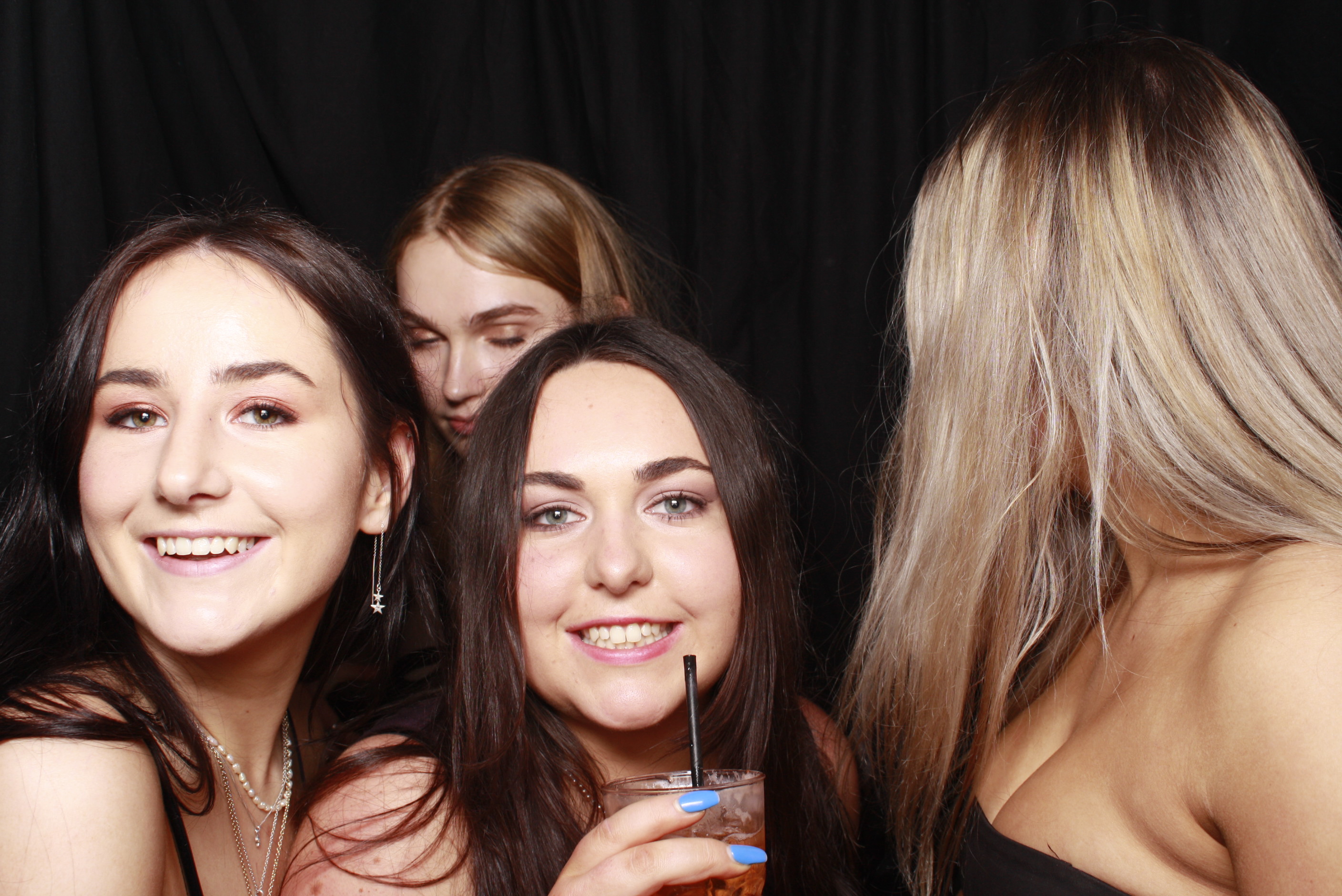 Nicole's 21st... 2022 | View more photos from the event at wgtngallery.classicphotobooths.co.nz/u/wgtncpbgallery/Nicoles-21st-2022