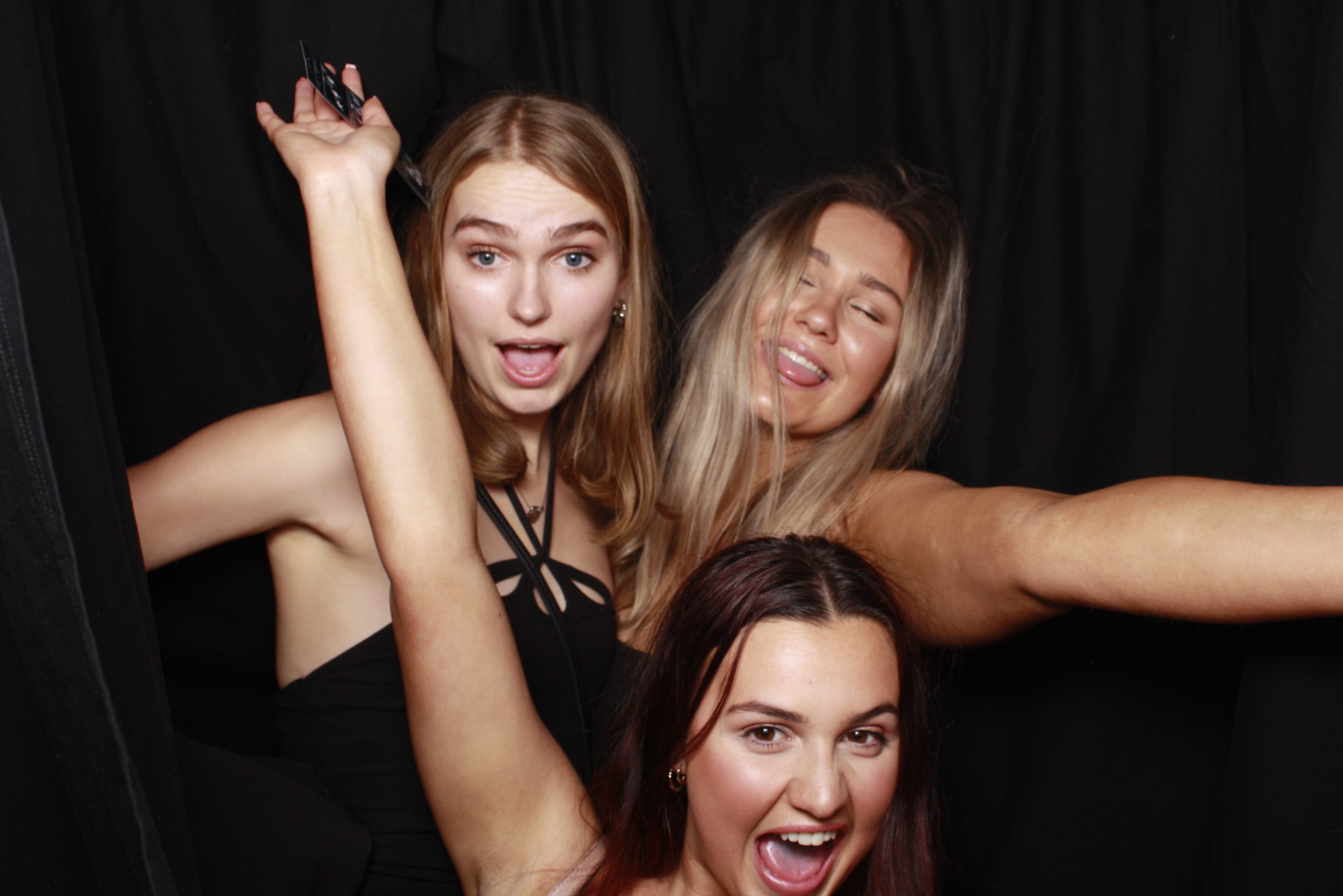 Nicole's 21st... 2022 | View more photos from the event at wgtngallery.classicphotobooths.co.nz/u/wgtncpbgallery/Nicoles-21st-2022