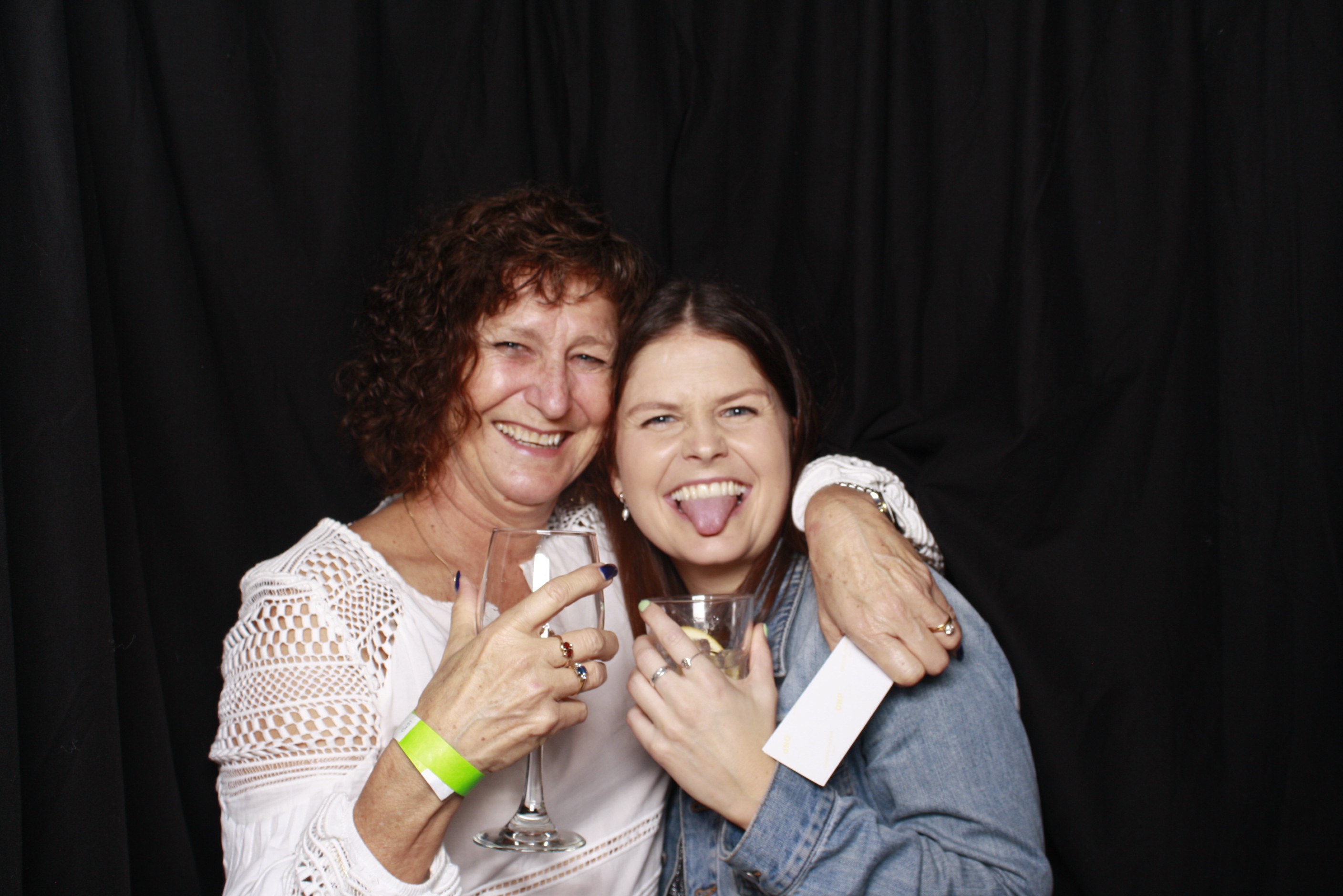 Nicole's 21st... 2022 | View more photos from the event at wgtngallery.classicphotobooths.co.nz/u/wgtncpbgallery/Nicoles-21st-2022