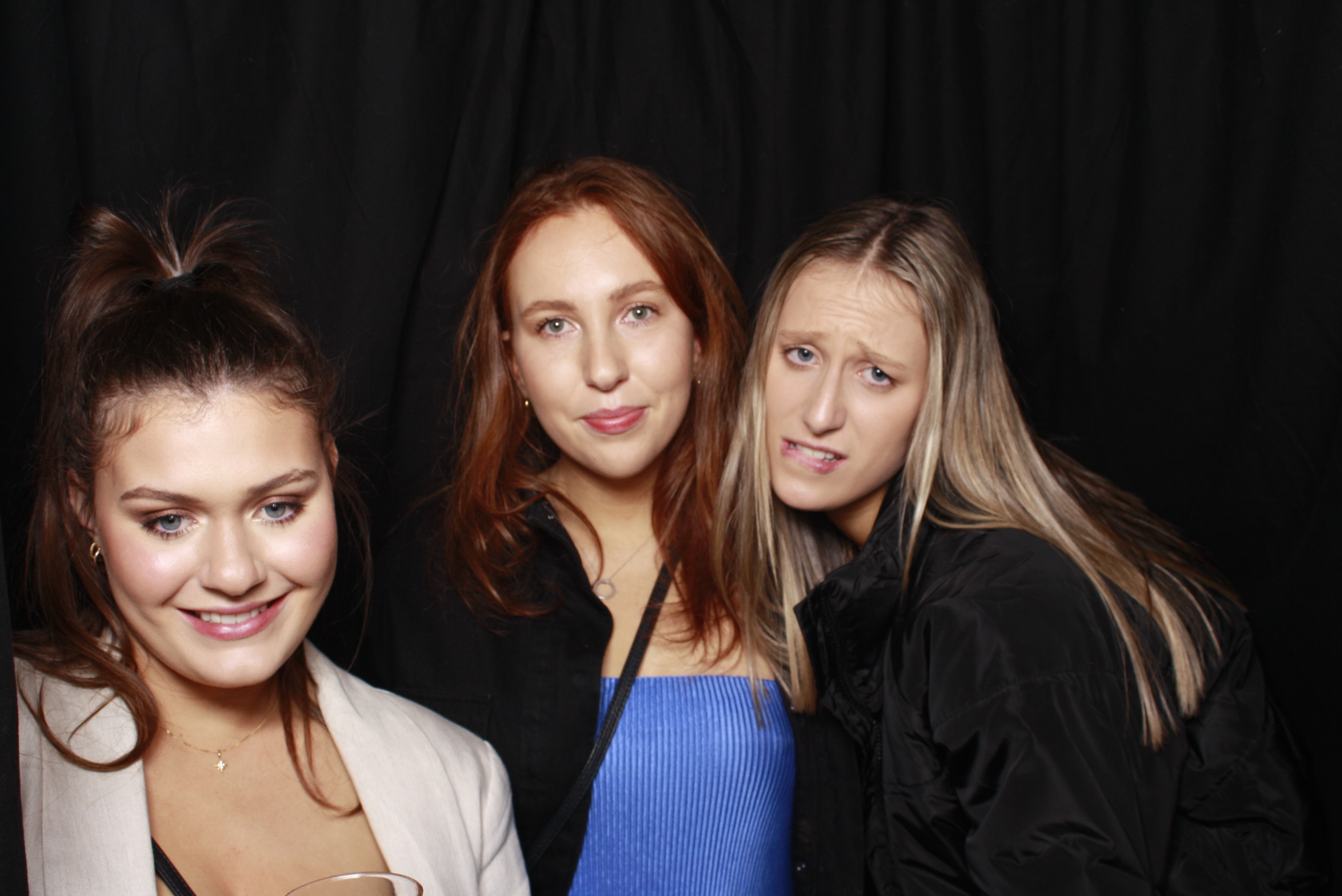 Nicole's 21st... 2022 | View more photos from the event at wgtngallery.classicphotobooths.co.nz/u/wgtncpbgallery/Nicoles-21st-2022