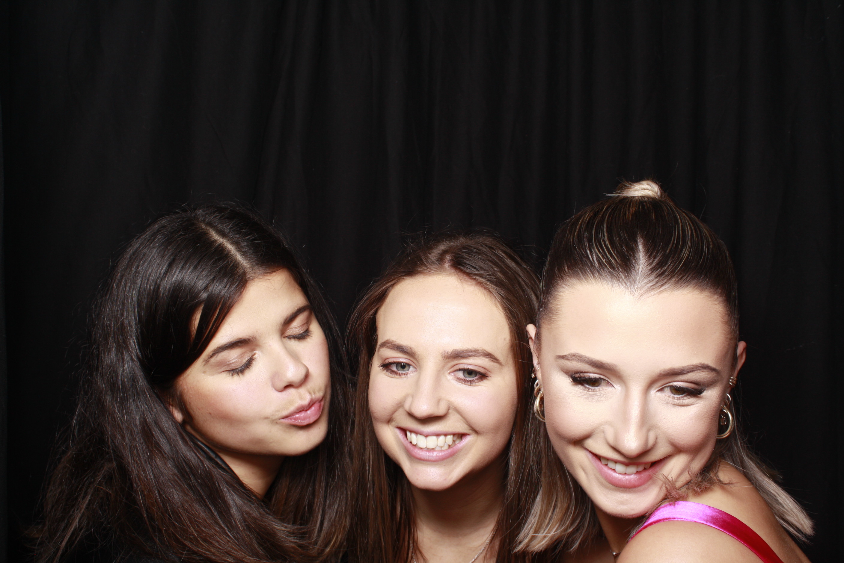 Nicole's 21st... 2022 | View more photos from the event at wgtngallery.classicphotobooths.co.nz/u/wgtncpbgallery/Nicoles-21st-2022