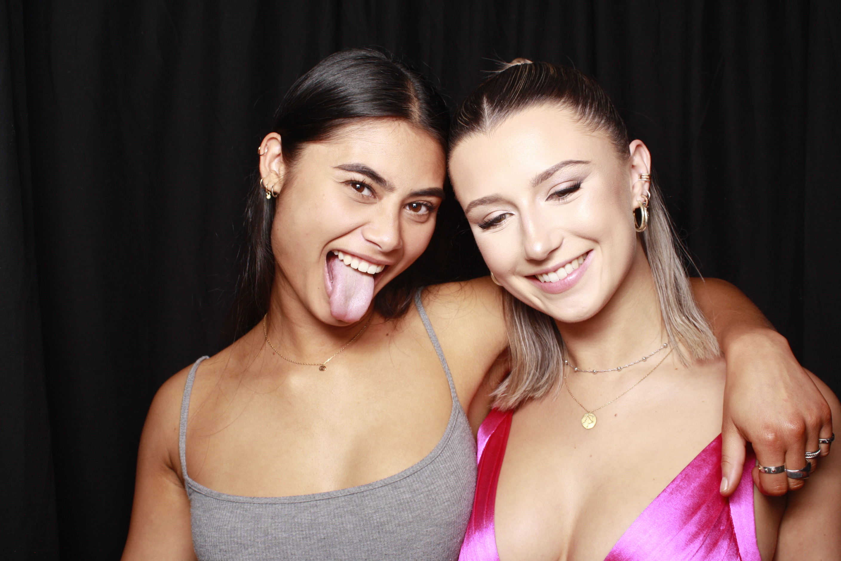 Nicole's 21st... 2022 | View more photos from the event at wgtngallery.classicphotobooths.co.nz/u/wgtncpbgallery/Nicoles-21st-2022