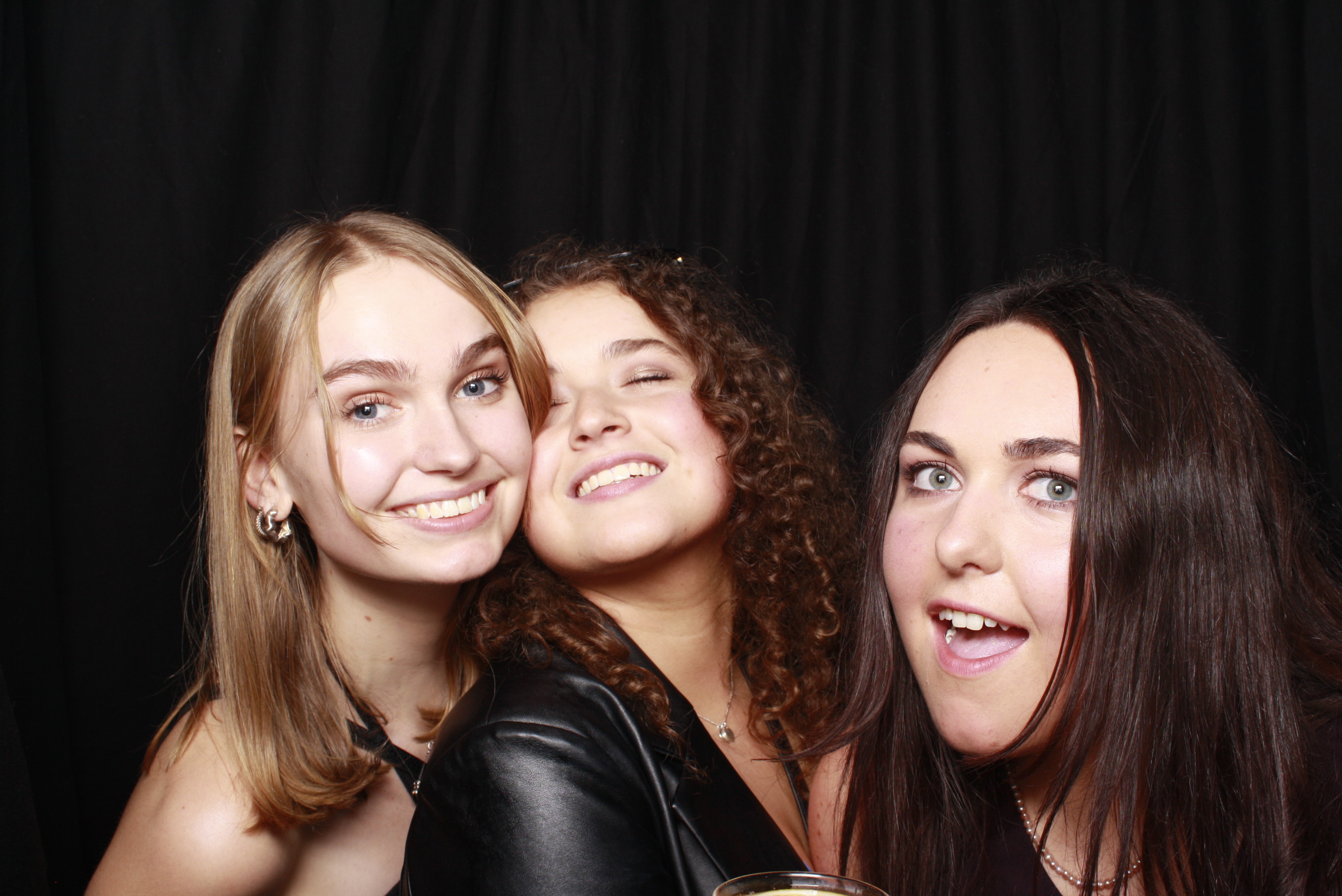 Nicole's 21st... 2022 | View more photos from the event at wgtngallery.classicphotobooths.co.nz/u/wgtncpbgallery/Nicoles-21st-2022