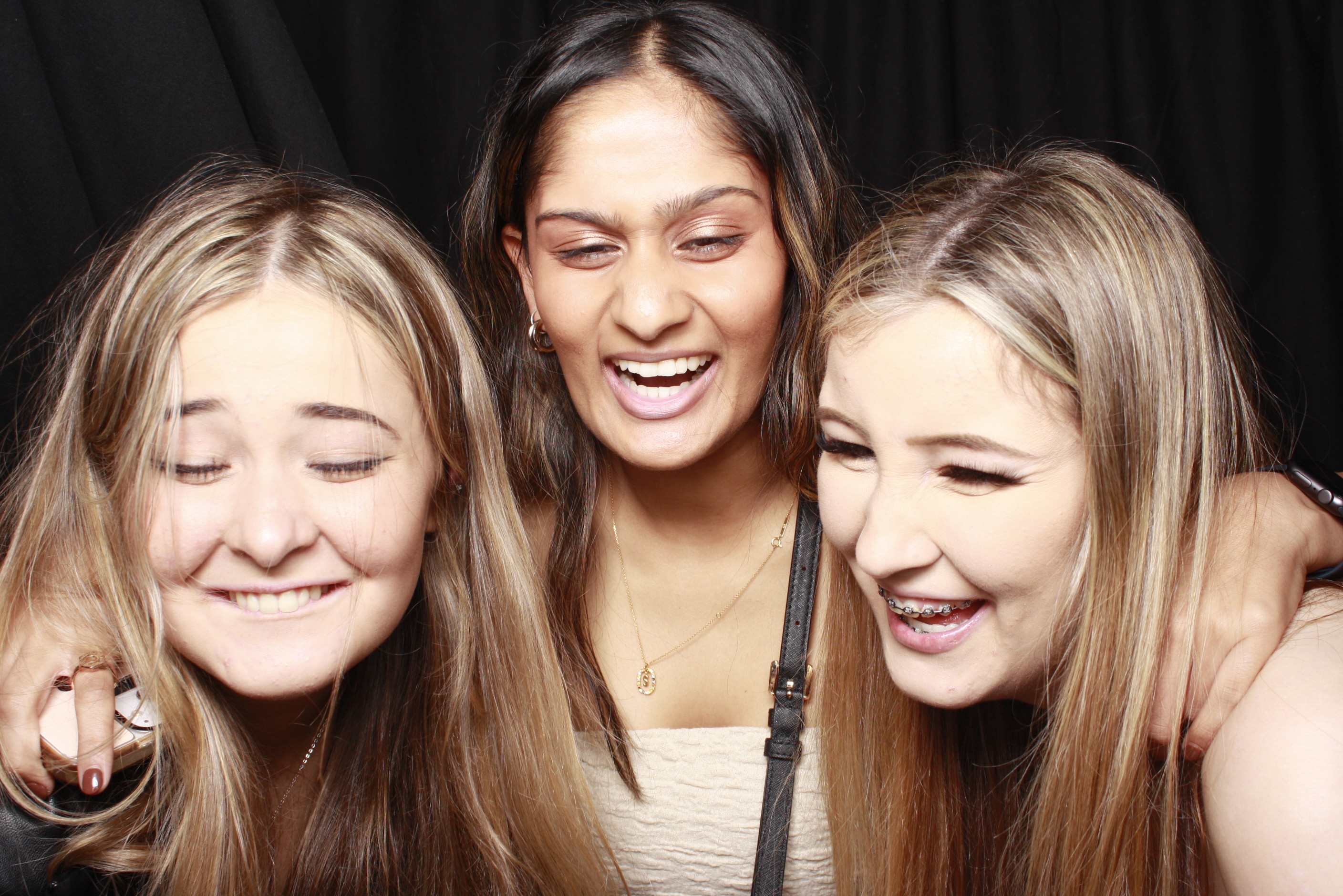 Nicole's 21st... 2022 | View more photos from the event at wgtngallery.classicphotobooths.co.nz/u/wgtncpbgallery/Nicoles-21st-2022