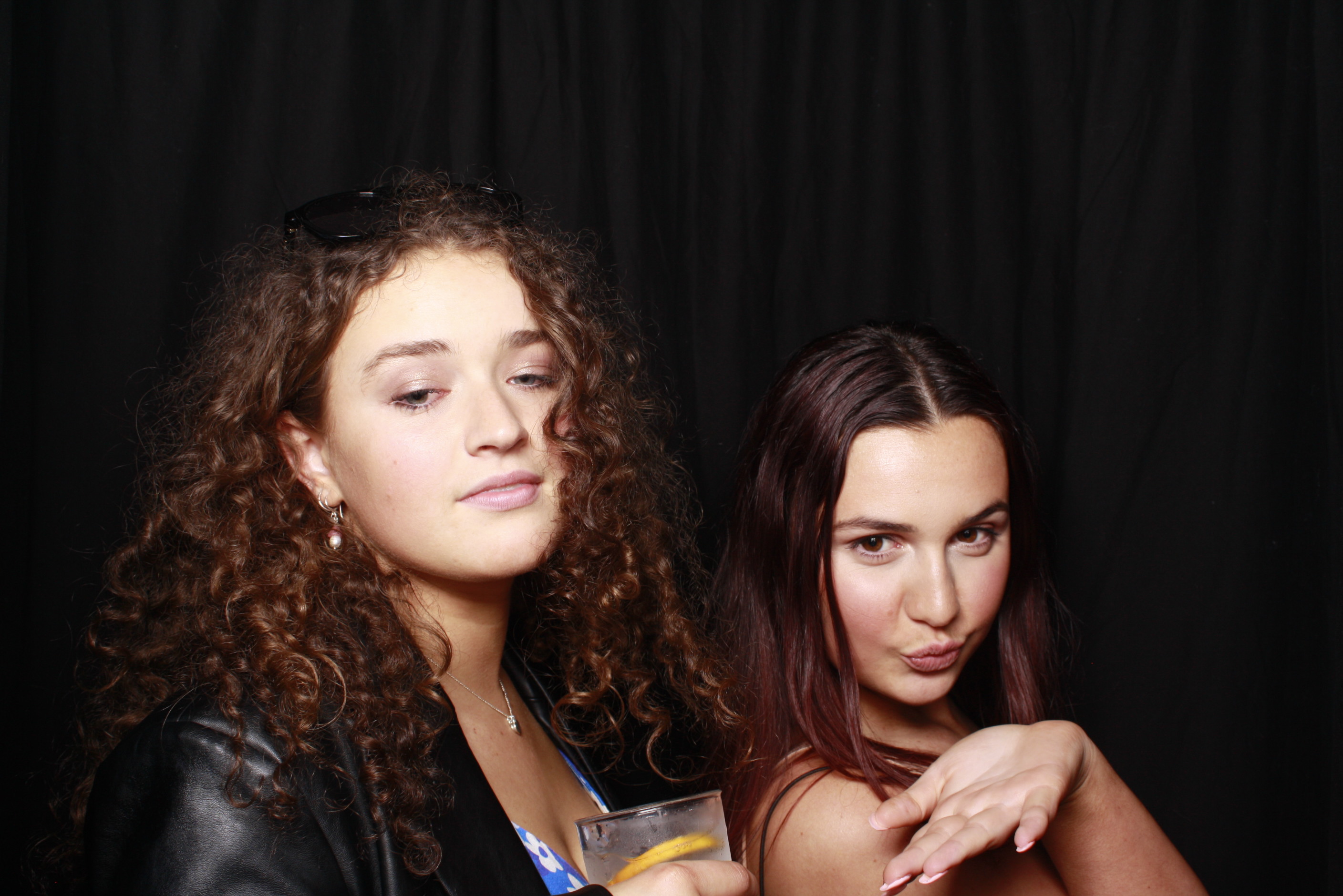 Nicole's 21st... 2022 | View more photos from the event at wgtngallery.classicphotobooths.co.nz/u/wgtncpbgallery/Nicoles-21st-2022