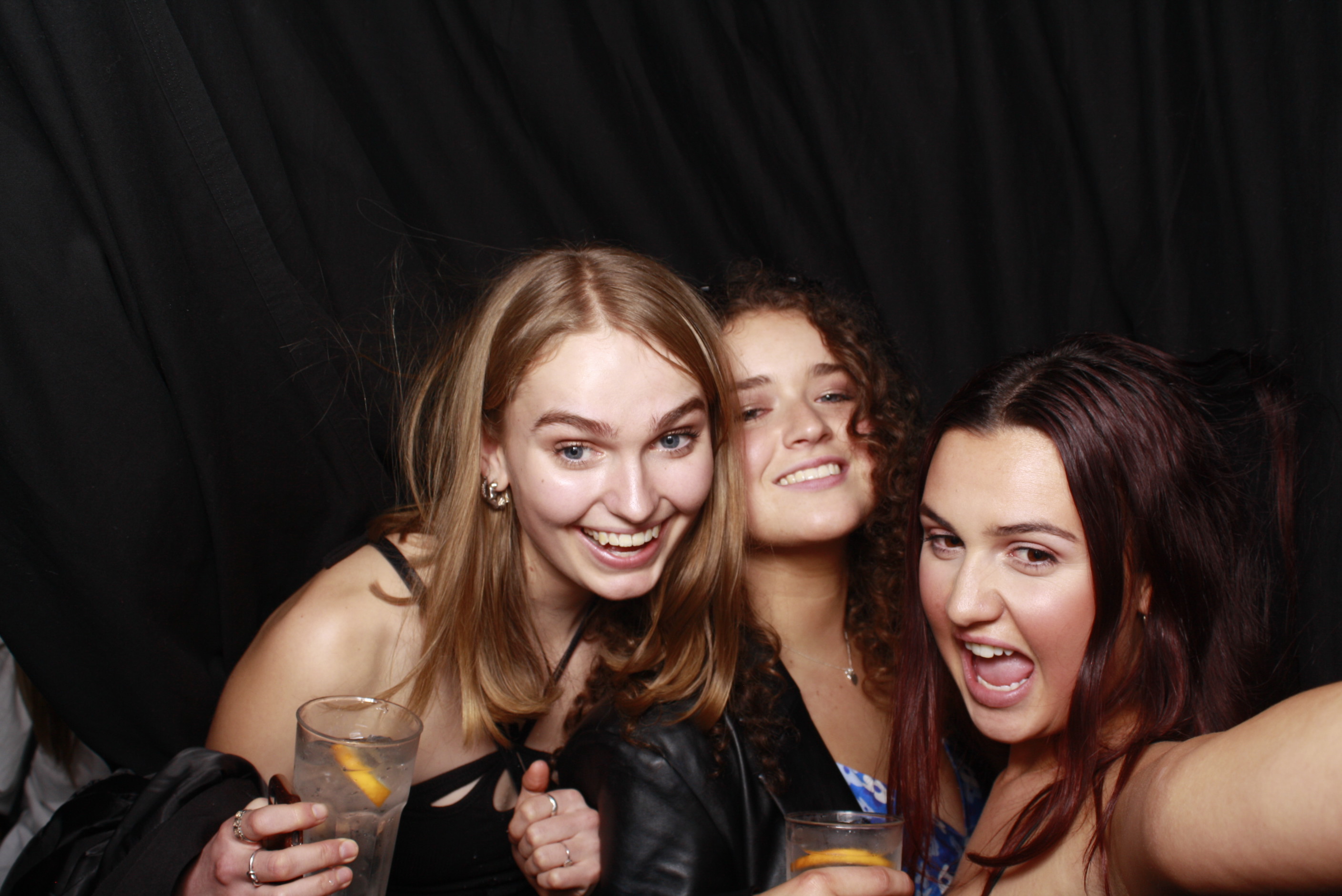 Nicole's 21st... 2022 | View more photos from the event at wgtngallery.classicphotobooths.co.nz/u/wgtncpbgallery/Nicoles-21st-2022