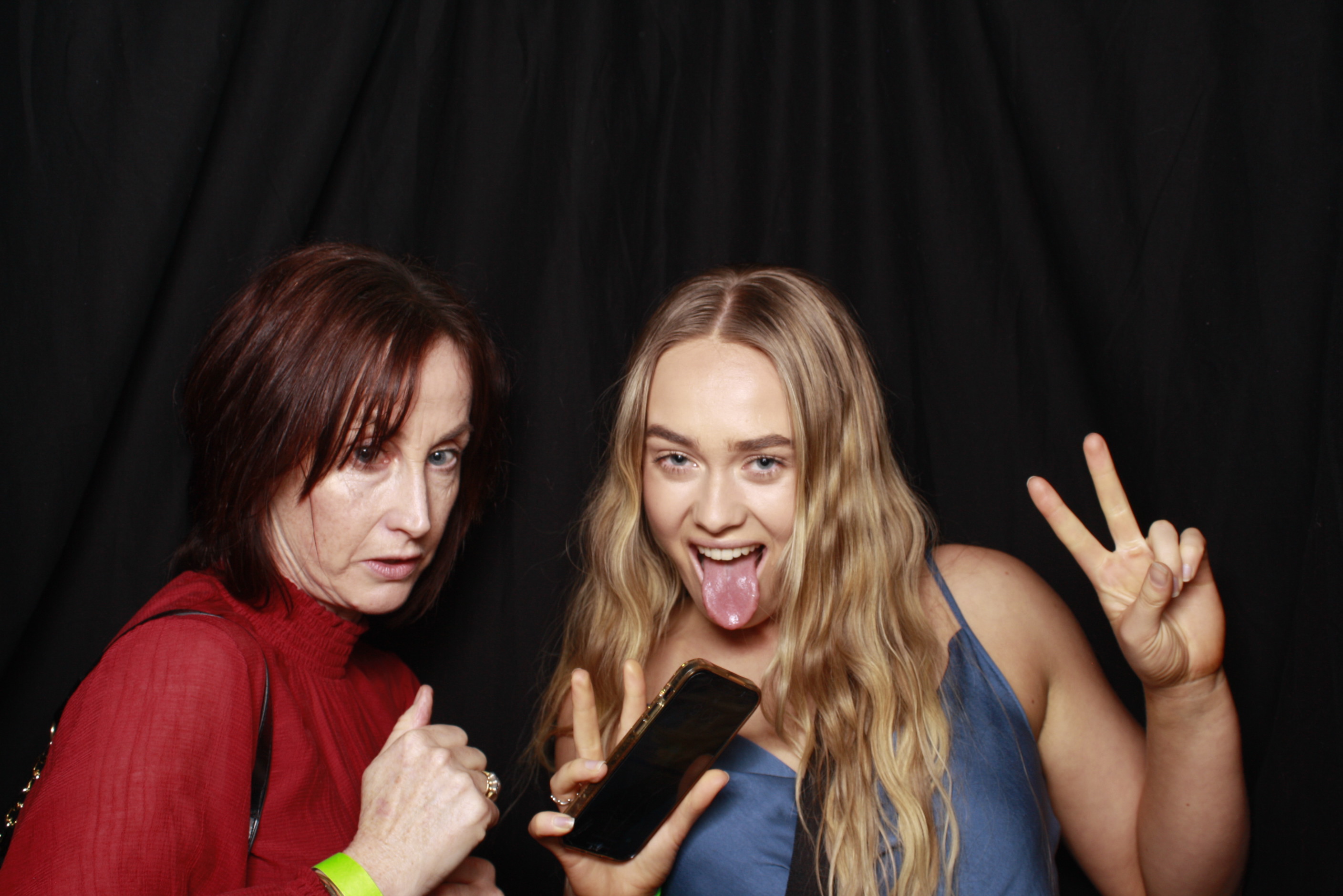 Nicole's 21st... 2022 | View more photos from the event at wgtngallery.classicphotobooths.co.nz/u/wgtncpbgallery/Nicoles-21st-2022