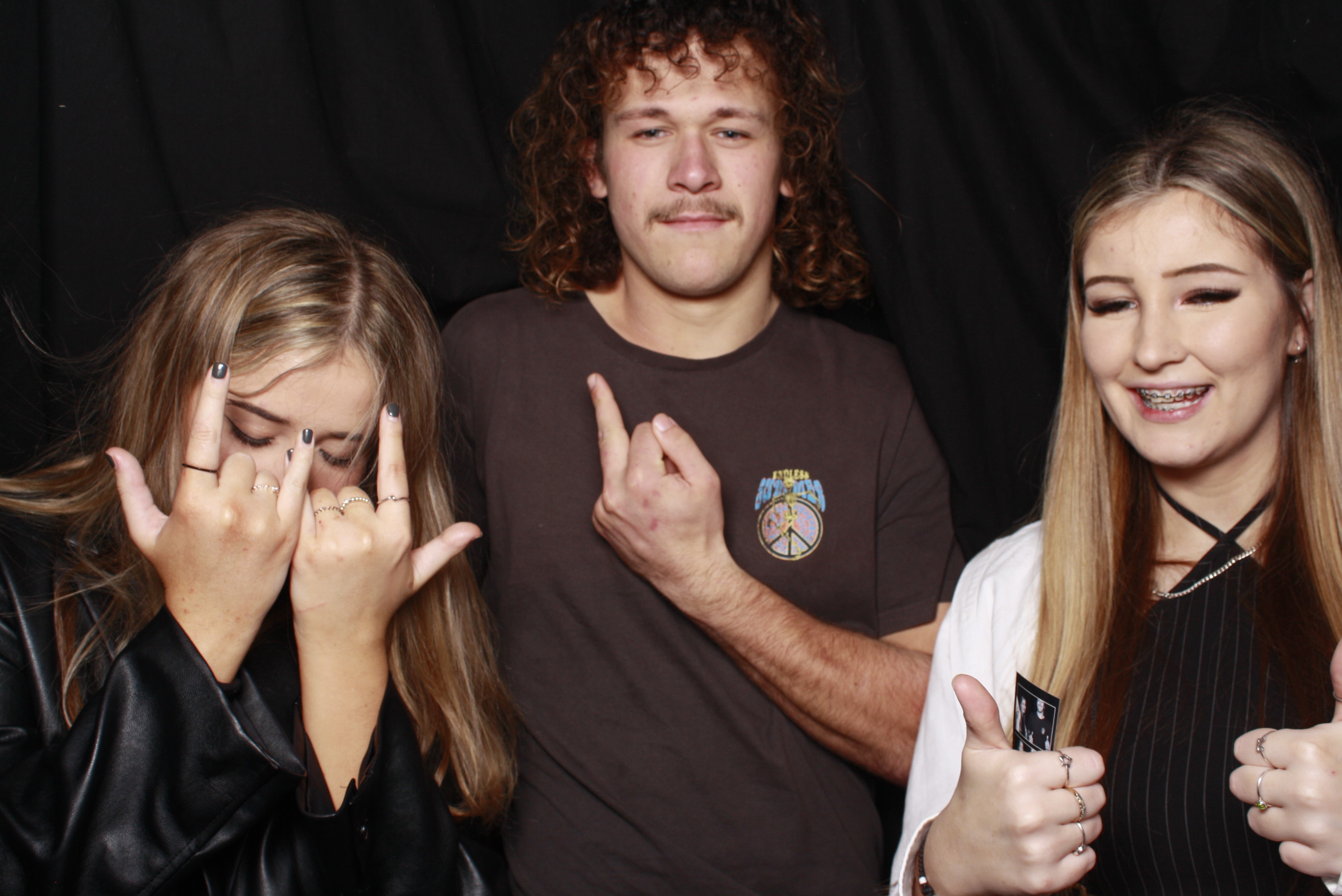 Nicole's 21st... 2022 | View more photos from the event at wgtngallery.classicphotobooths.co.nz/u/wgtncpbgallery/Nicoles-21st-2022