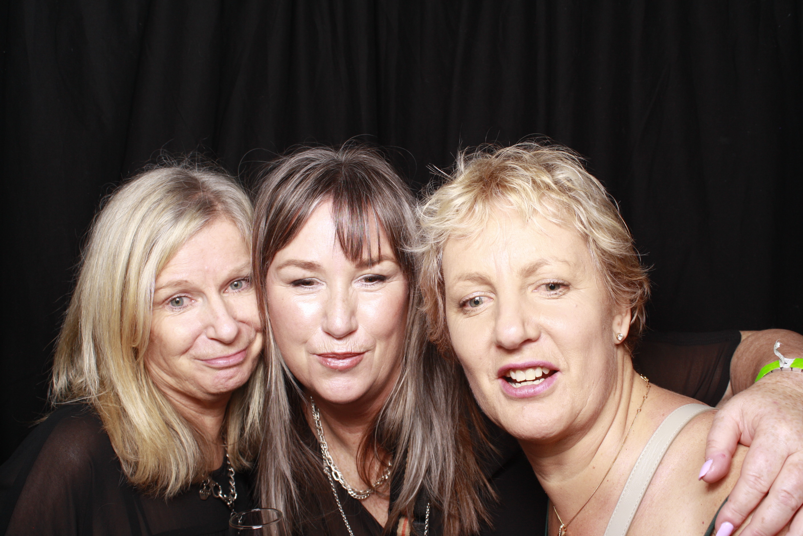 Nicole's 21st... 2022 | View more photos from the event at wgtngallery.classicphotobooths.co.nz/u/wgtncpbgallery/Nicoles-21st-2022