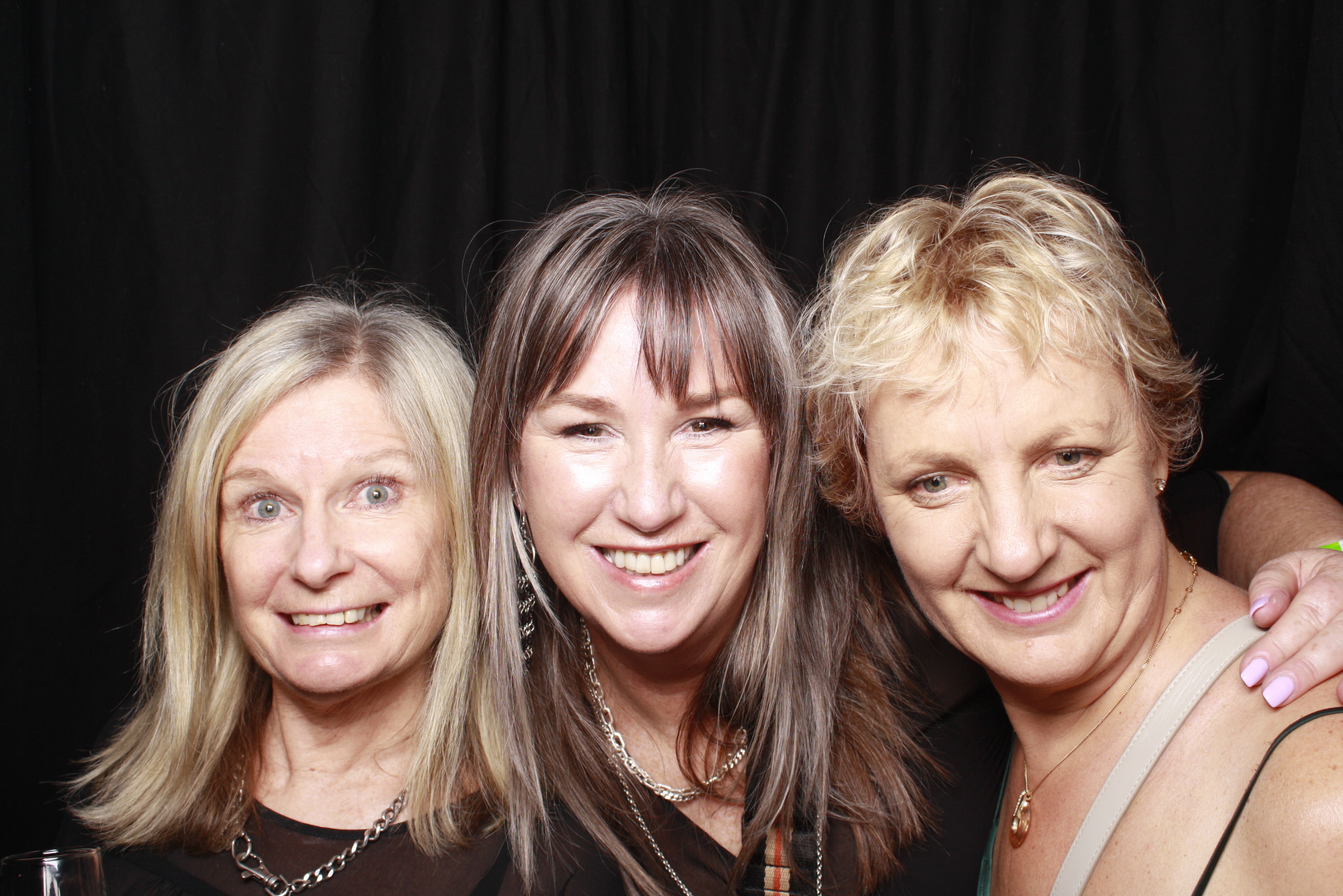 Nicole's 21st... 2022 | View more photos from the event at wgtngallery.classicphotobooths.co.nz/u/wgtncpbgallery/Nicoles-21st-2022