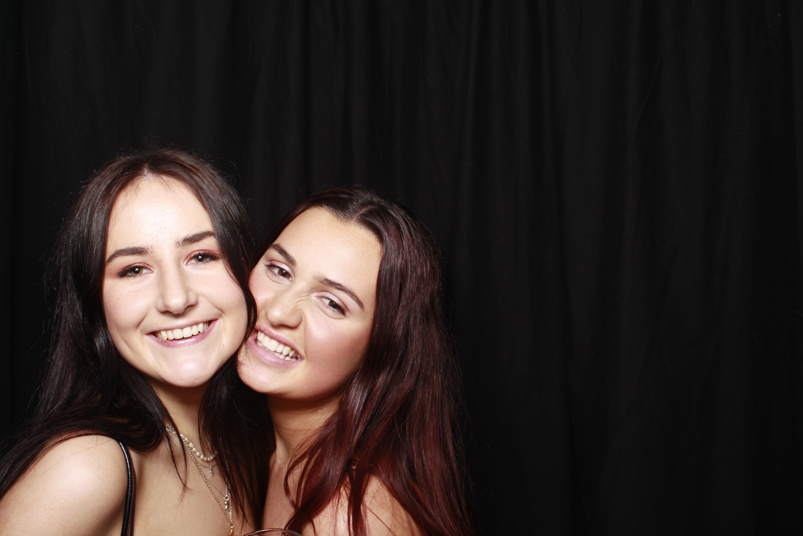 Nicole's 21st... 2022 | View more photos from the event at wgtngallery.classicphotobooths.co.nz/u/wgtncpbgallery/Nicoles-21st-2022