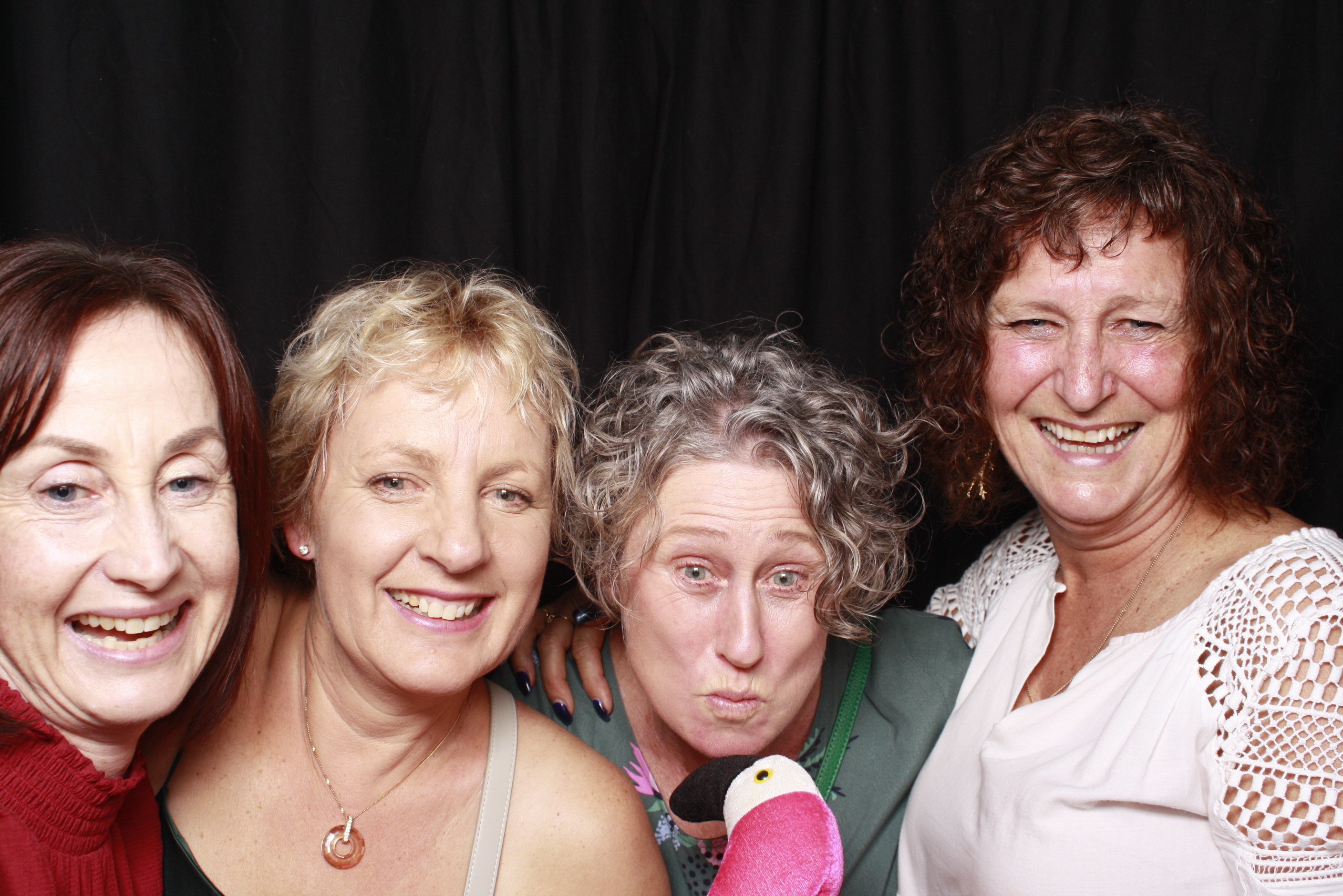 Nicole's 21st... 2022 | View more photos from the event at wgtngallery.classicphotobooths.co.nz/u/wgtncpbgallery/Nicoles-21st-2022