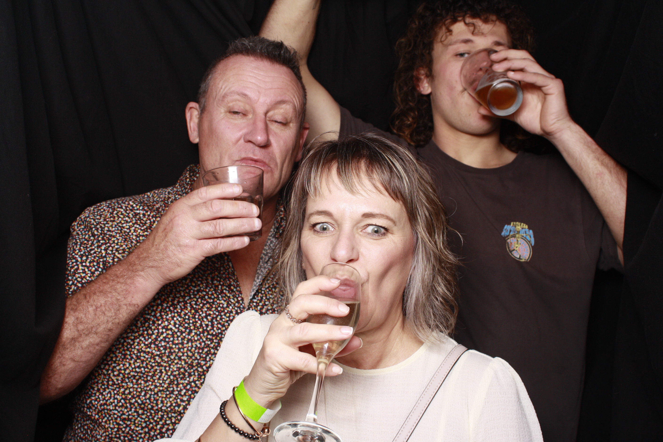 Nicole's 21st... 2022 | View more photos from the event at wgtngallery.classicphotobooths.co.nz/u/wgtncpbgallery/Nicoles-21st-2022